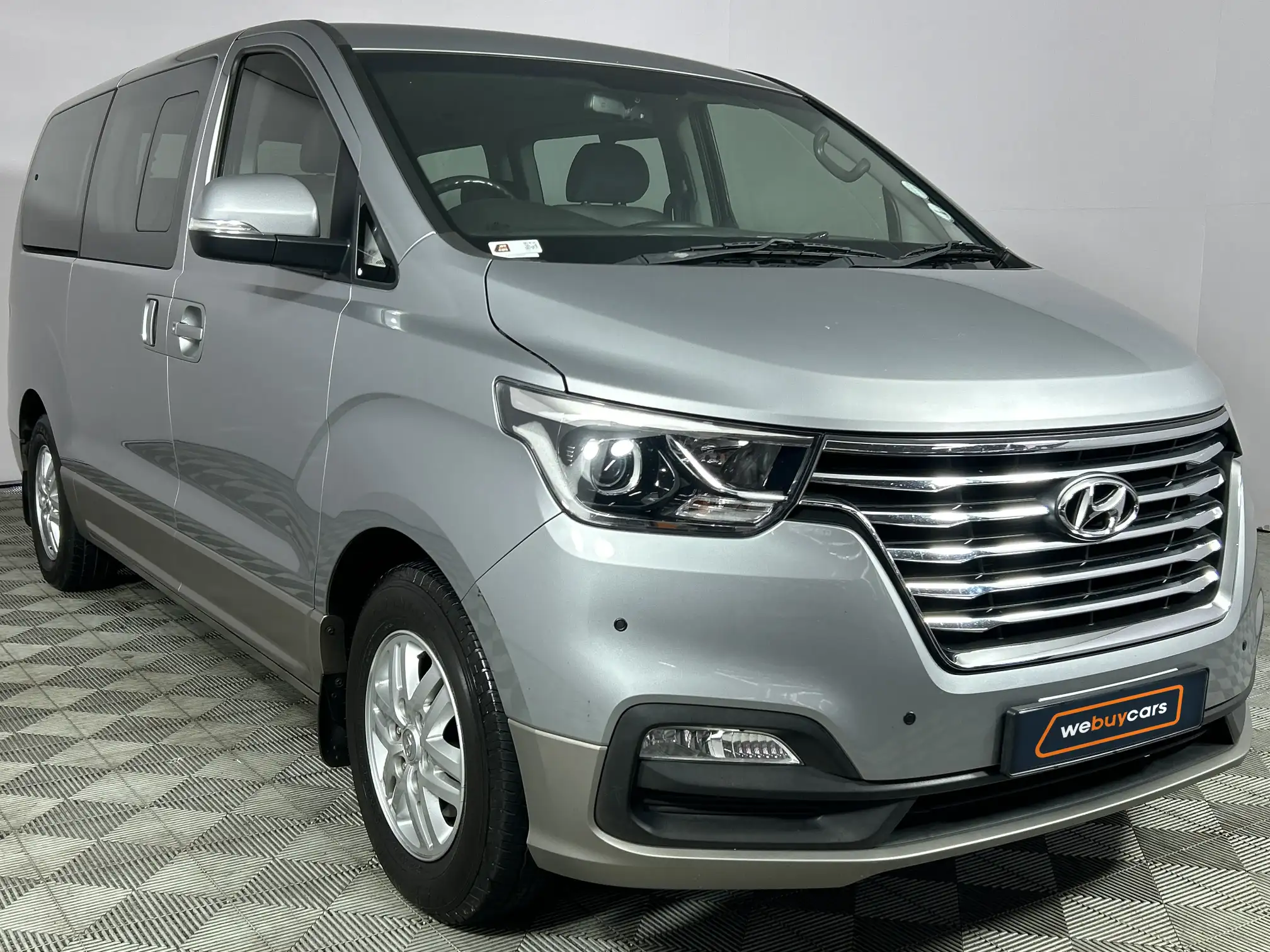 Hyundai H-1