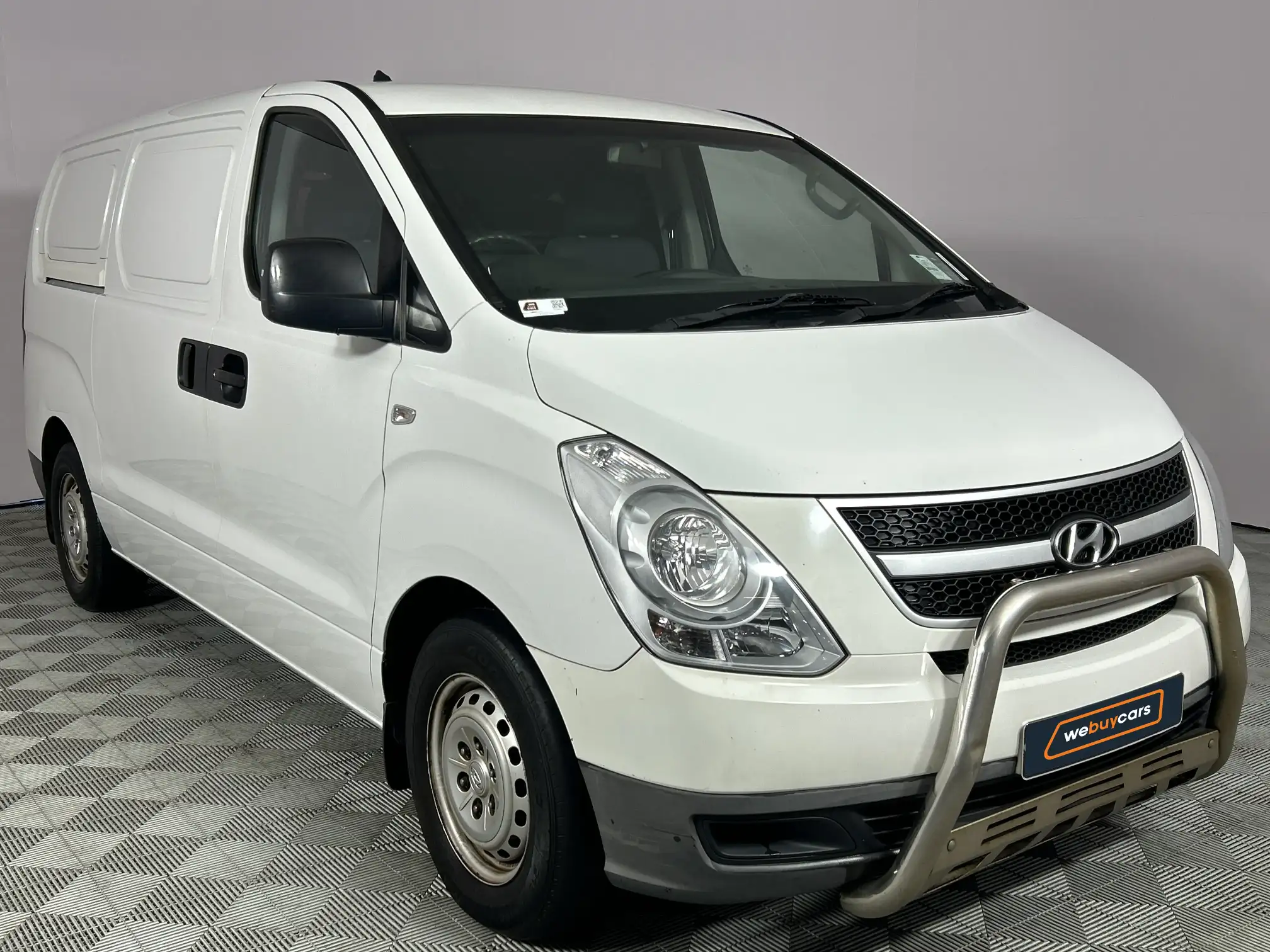 Hyundai H-1