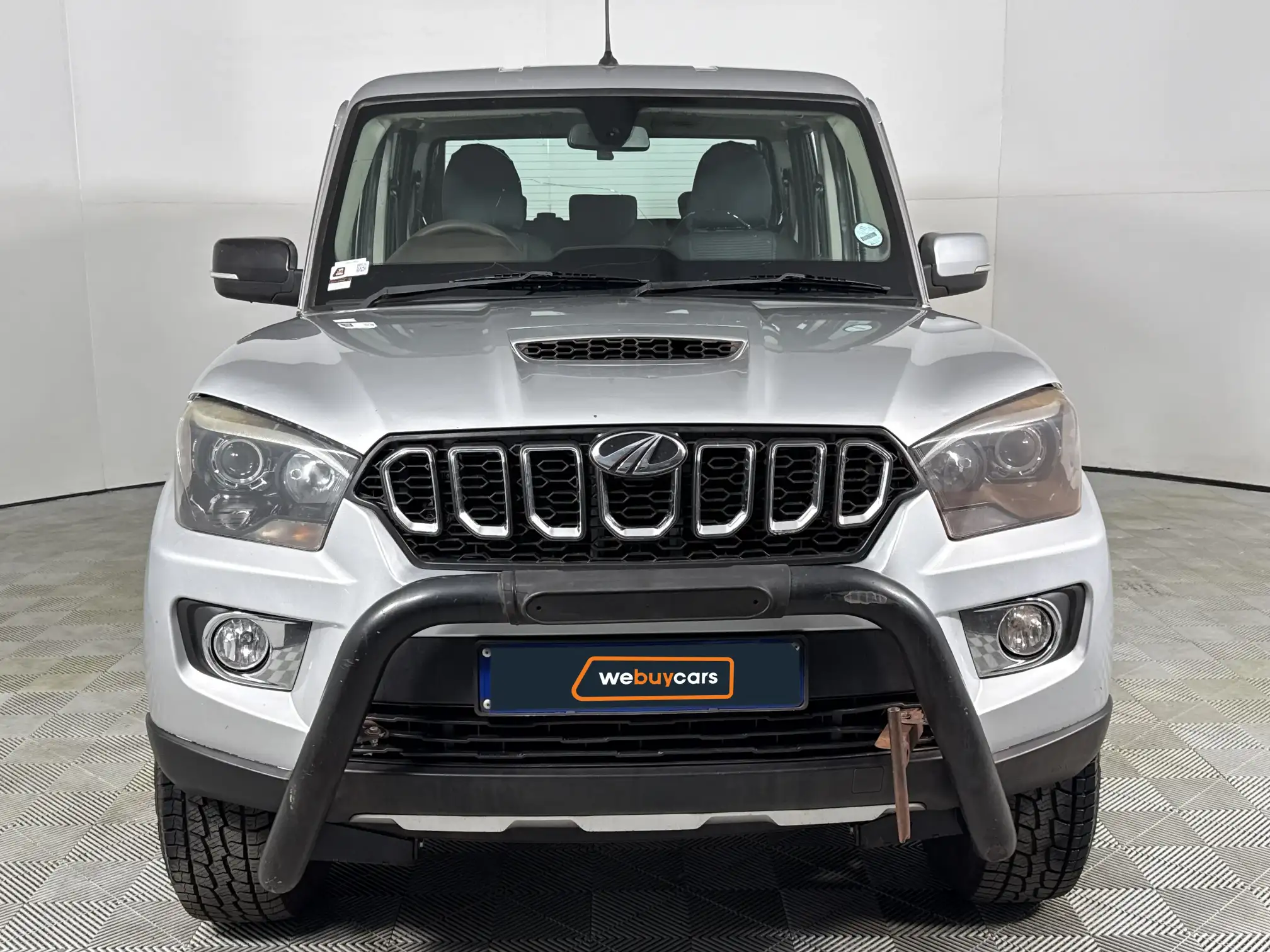 Mahindra PIK UP