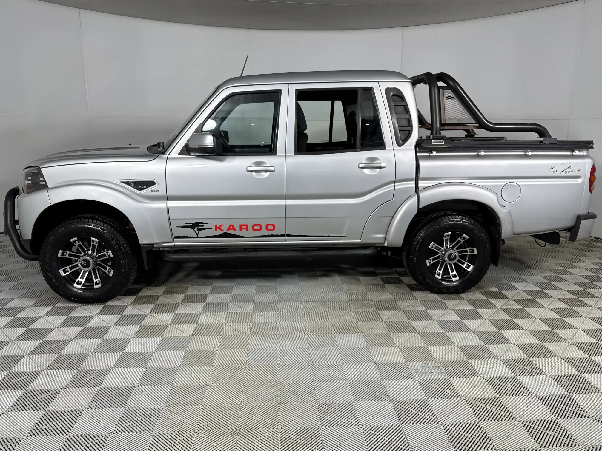 Mahindra PIK UP