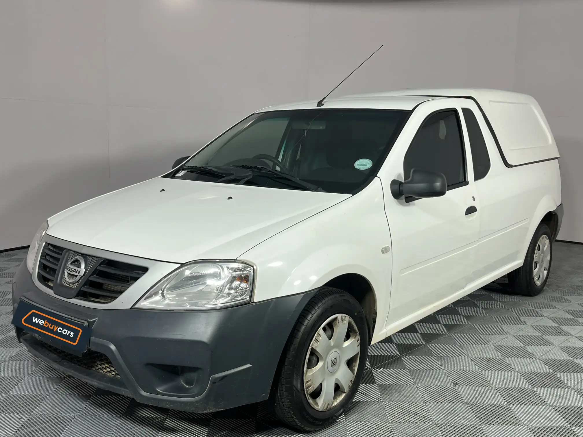 2022 Nissan NP200
