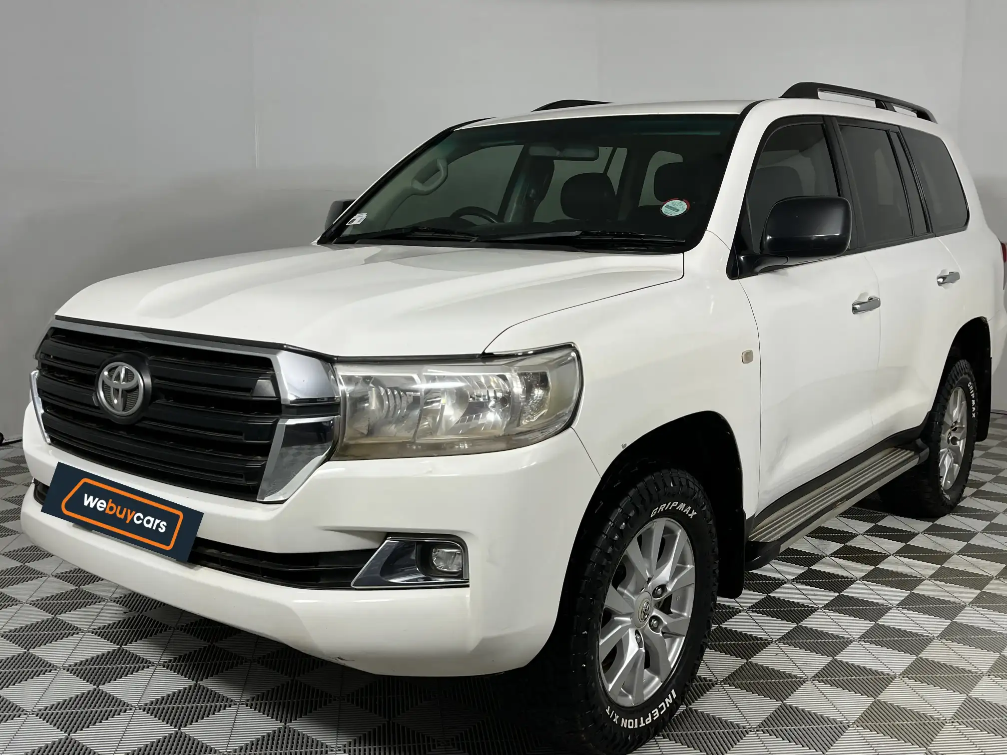 2017 Toyota Land Cruiser