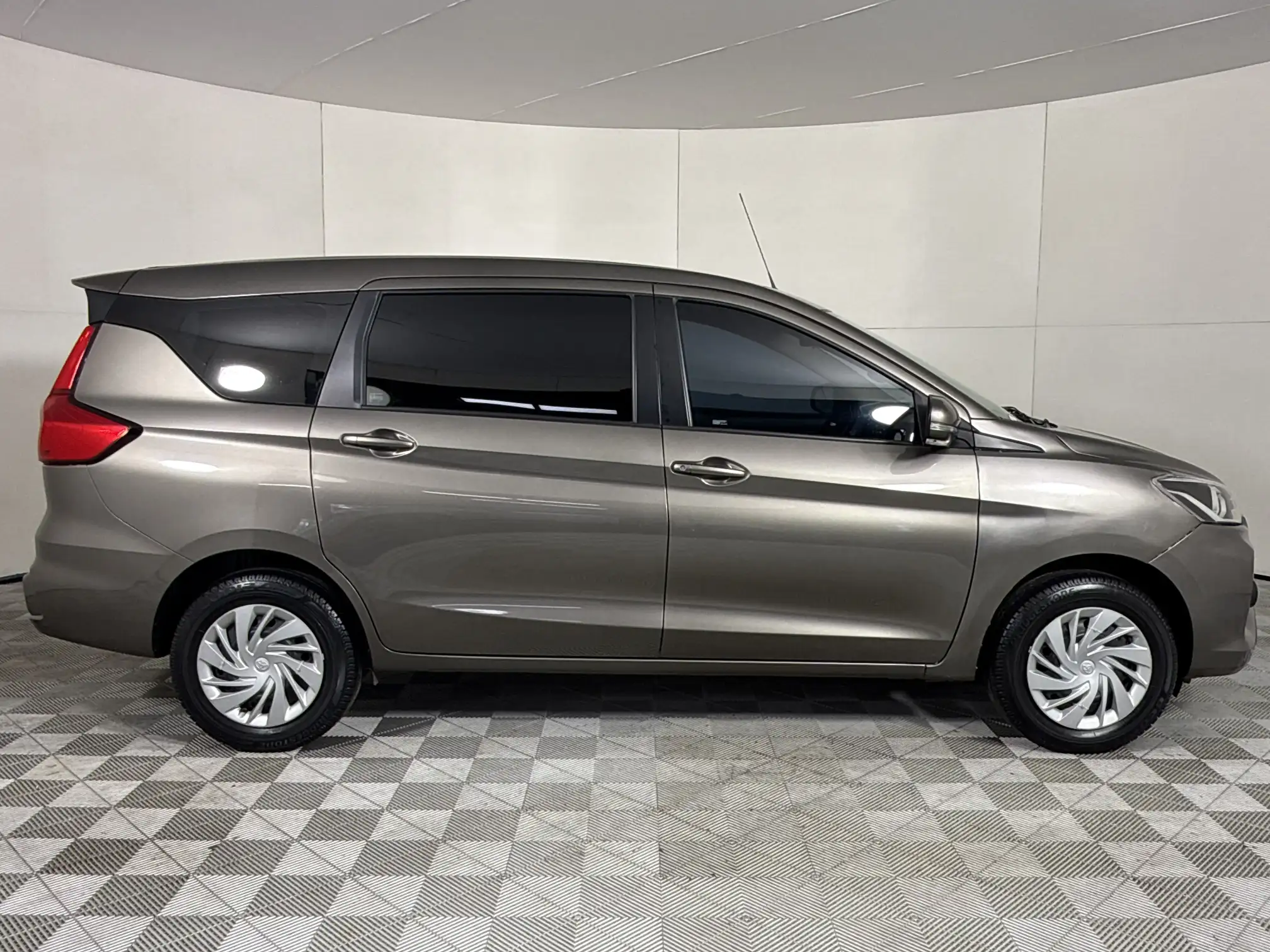 Toyota Rumion