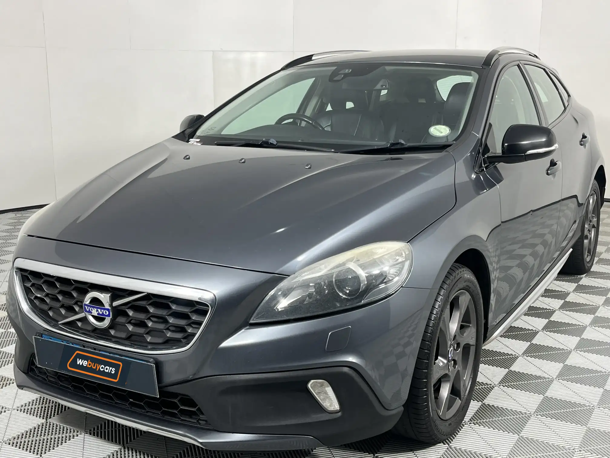 Volvo V40