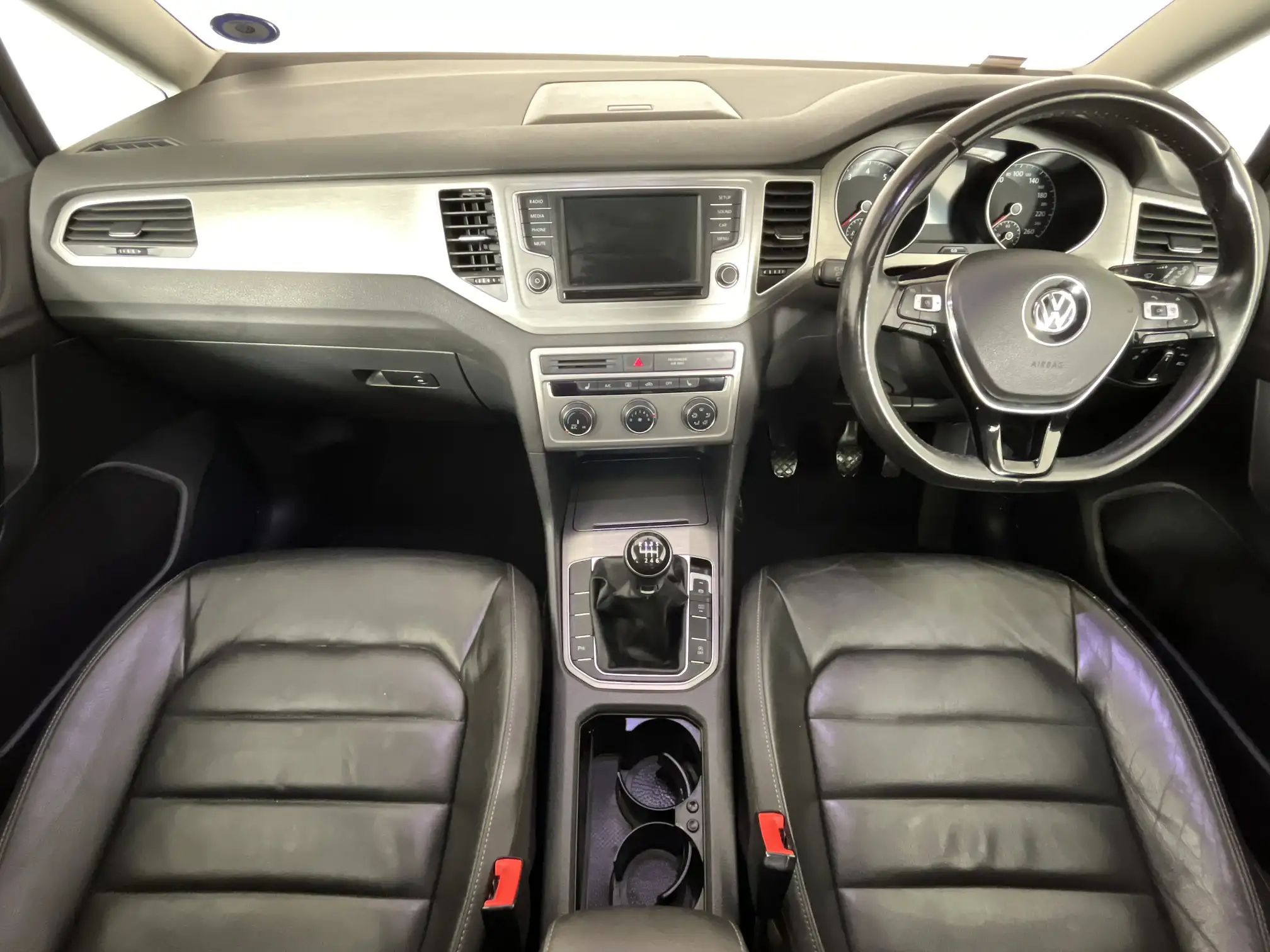 Volkswagen Golf SV