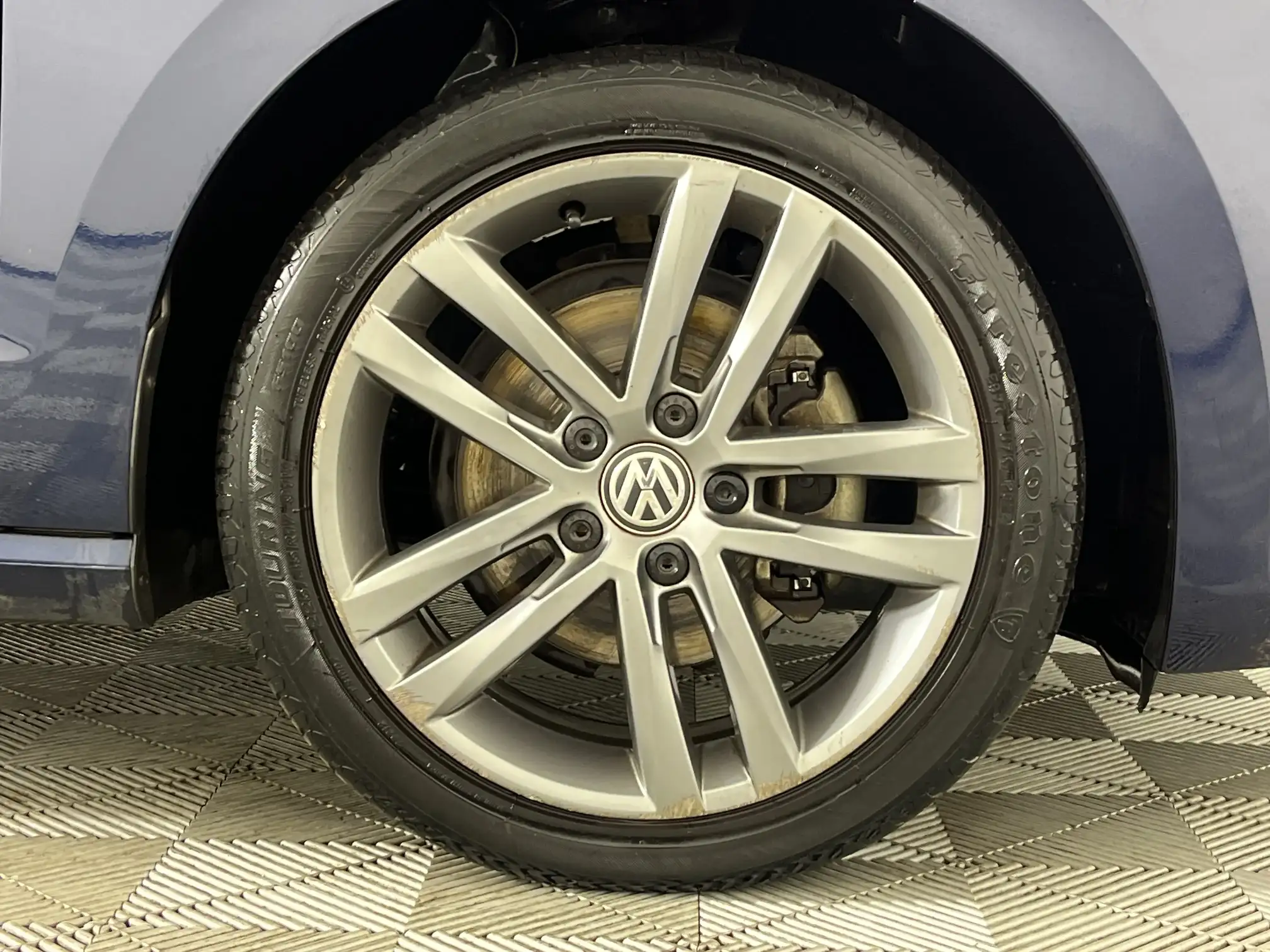 Volkswagen Golf SV