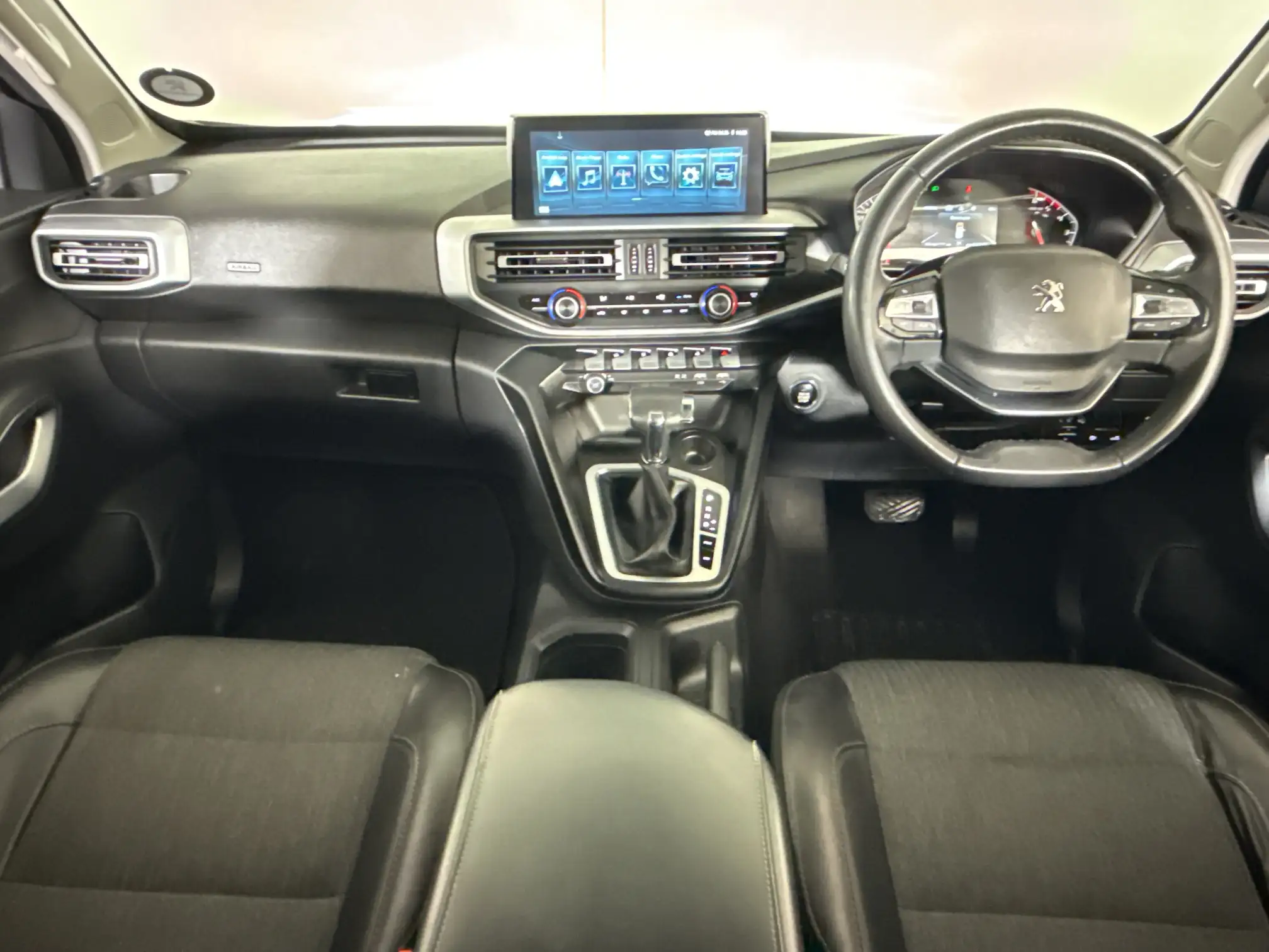 Peugeot Landtrek