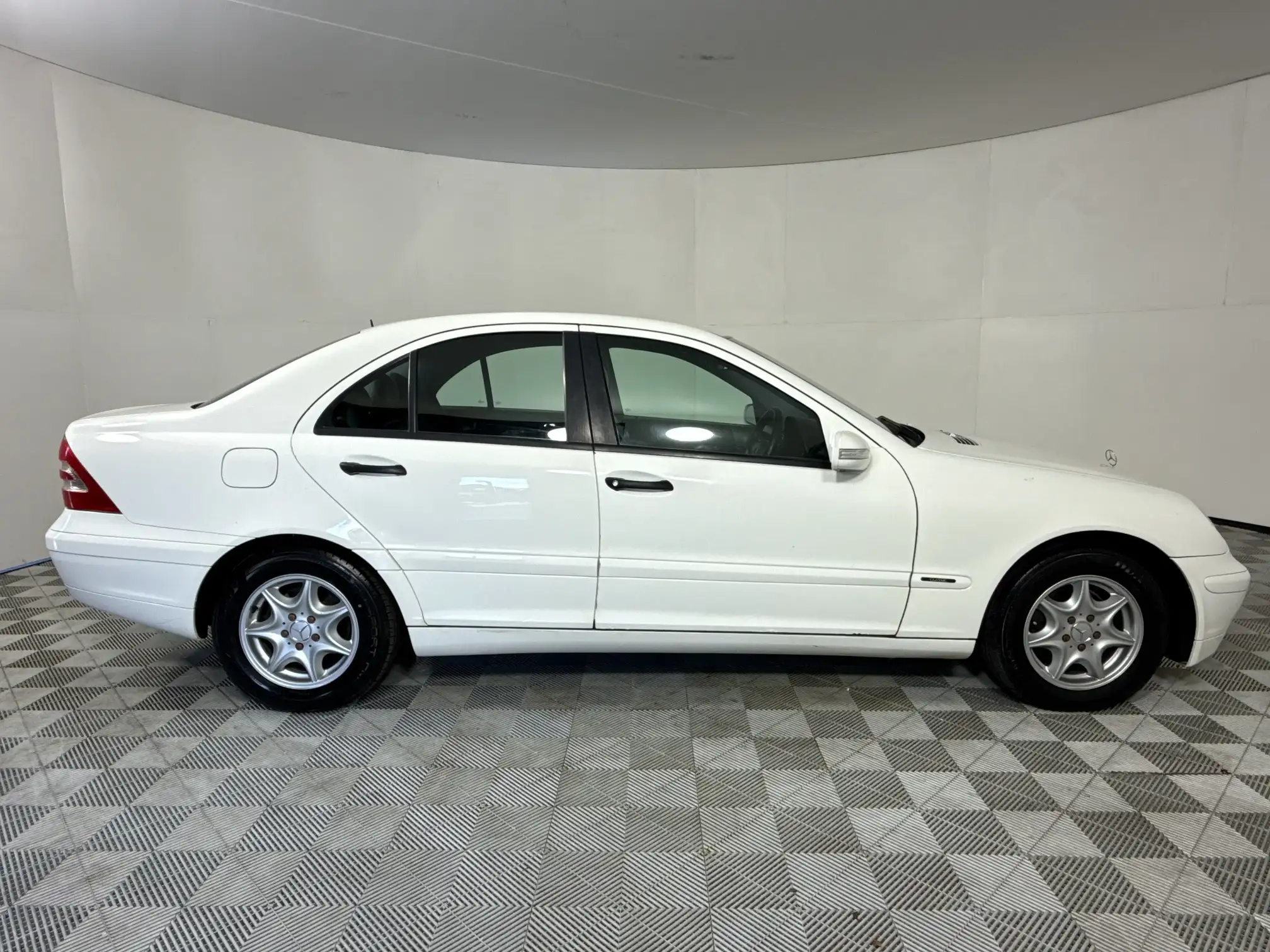 Mercedes-Benz C Class Sedan