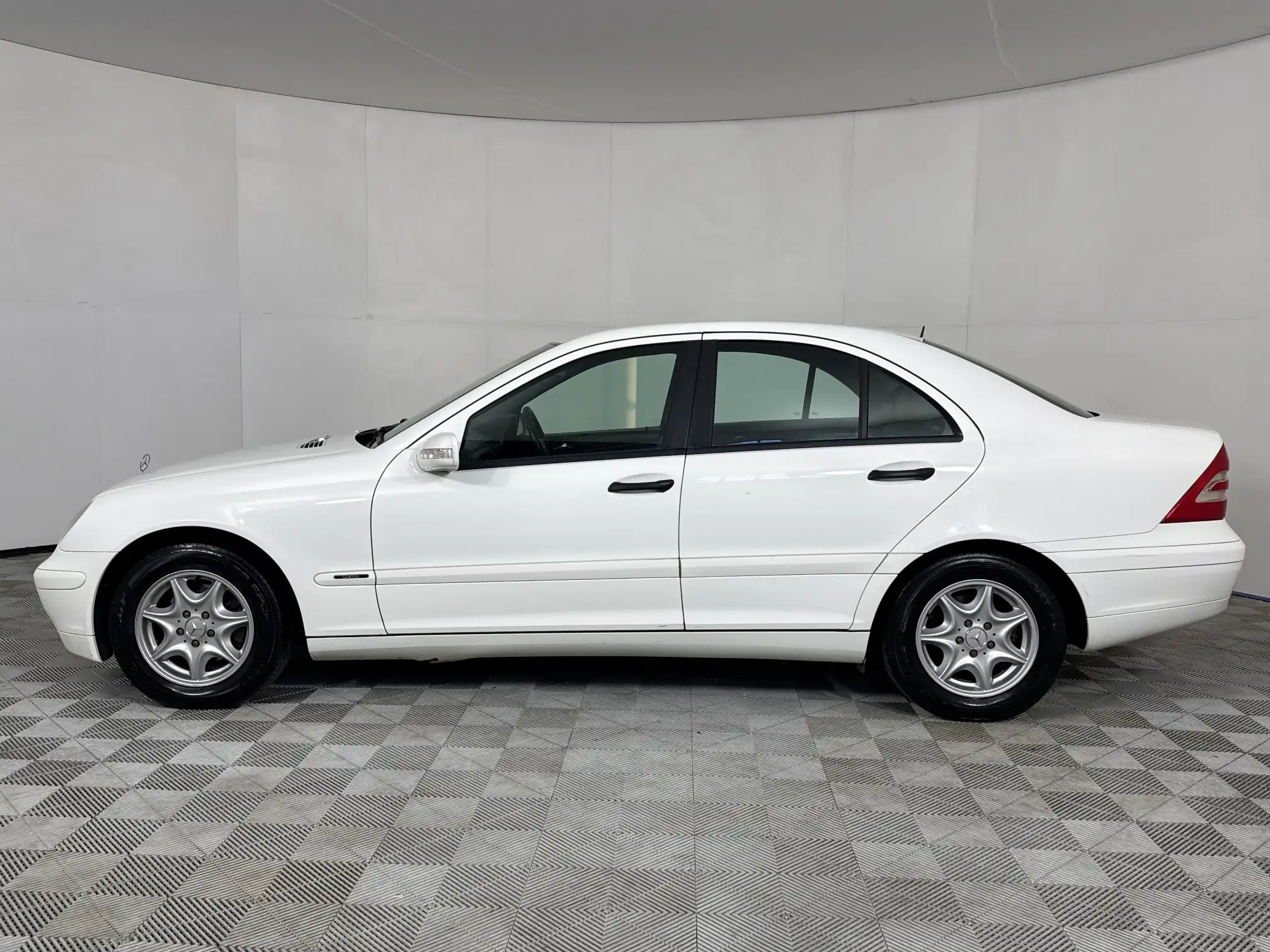 Mercedes-Benz C Class Sedan
