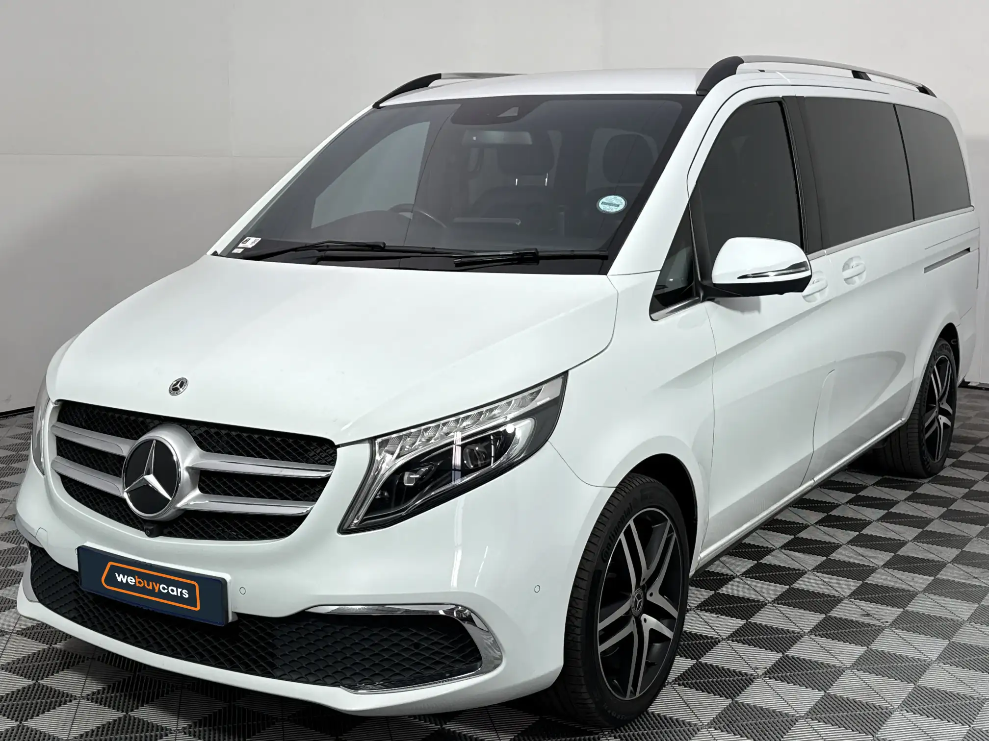 2022 Mercedes-Benz V250