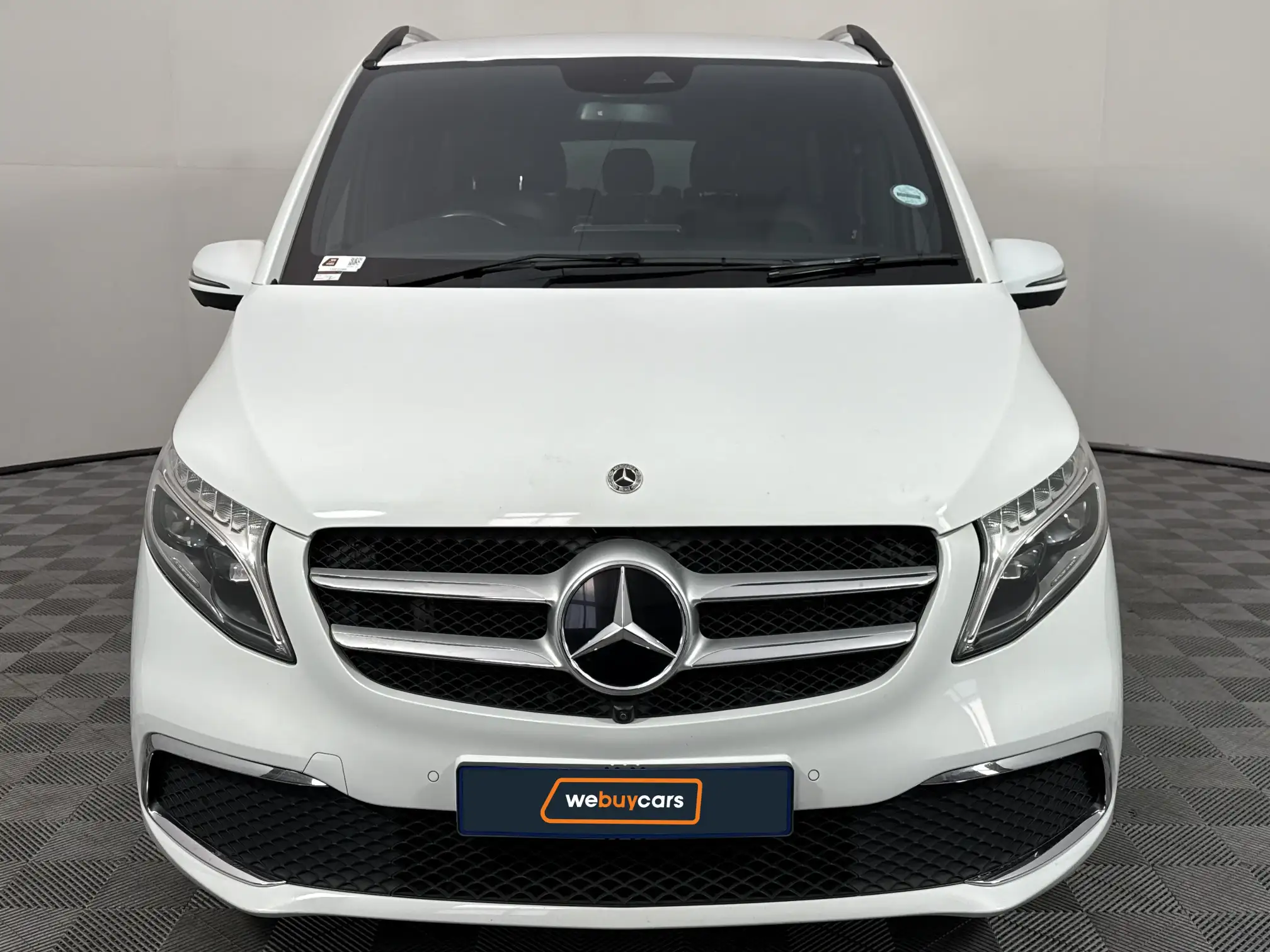 Mercedes-Benz V250