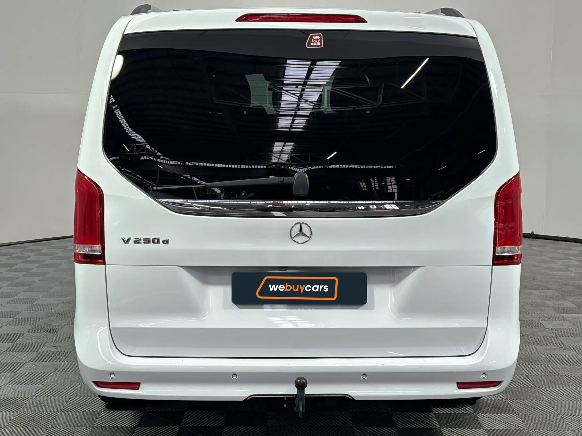 Mercedes-Benz V250