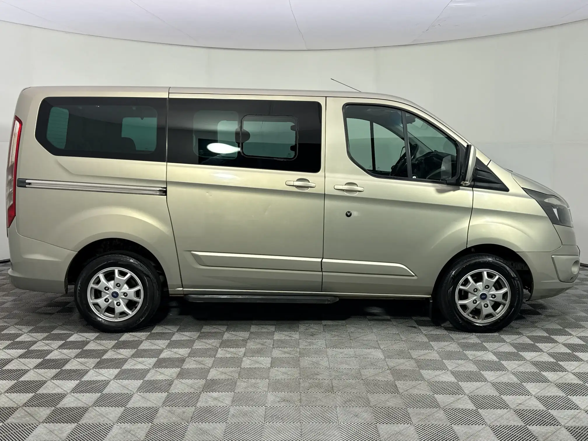 Ford Tourneo