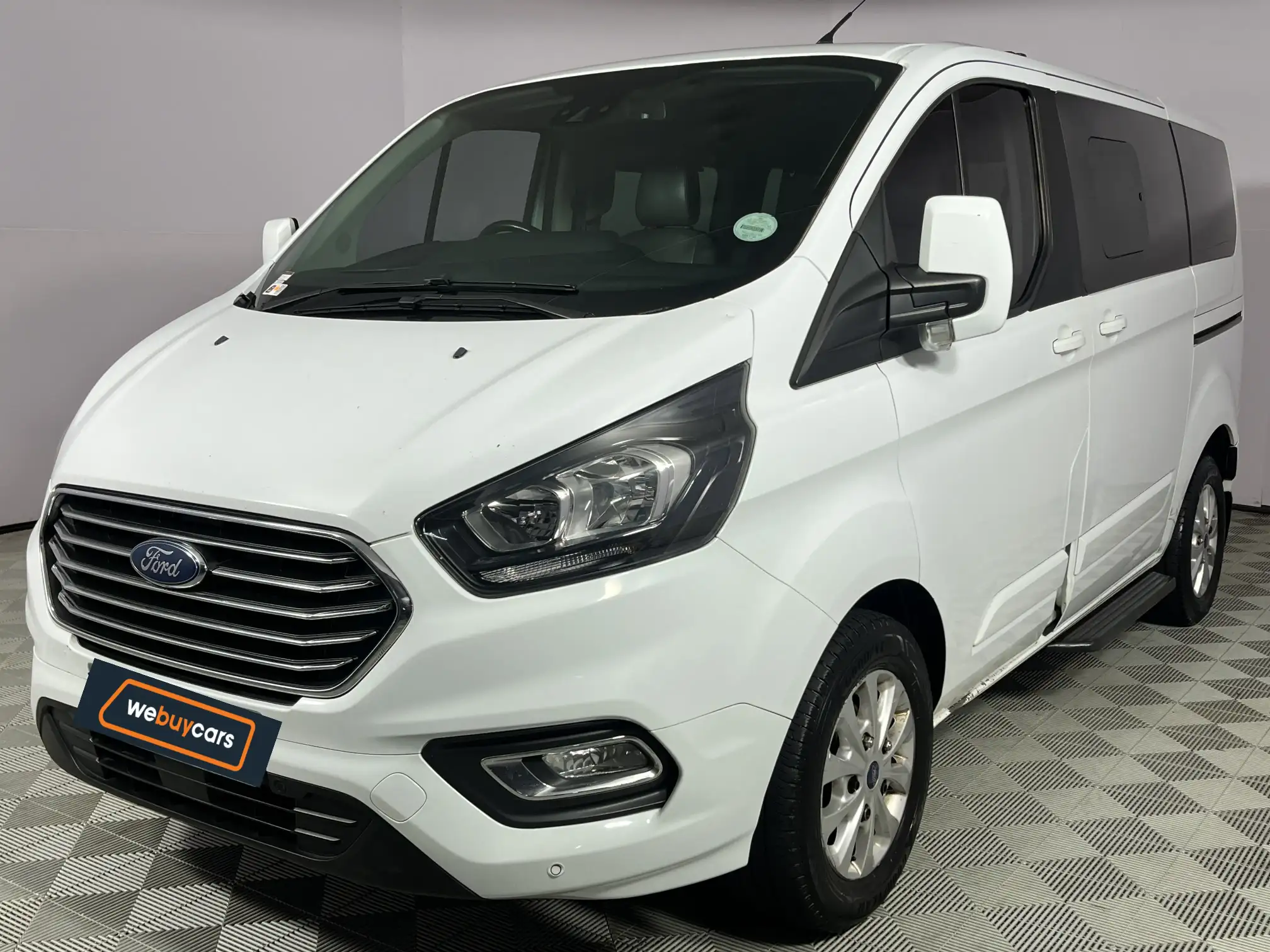 2020 Ford Tourneo