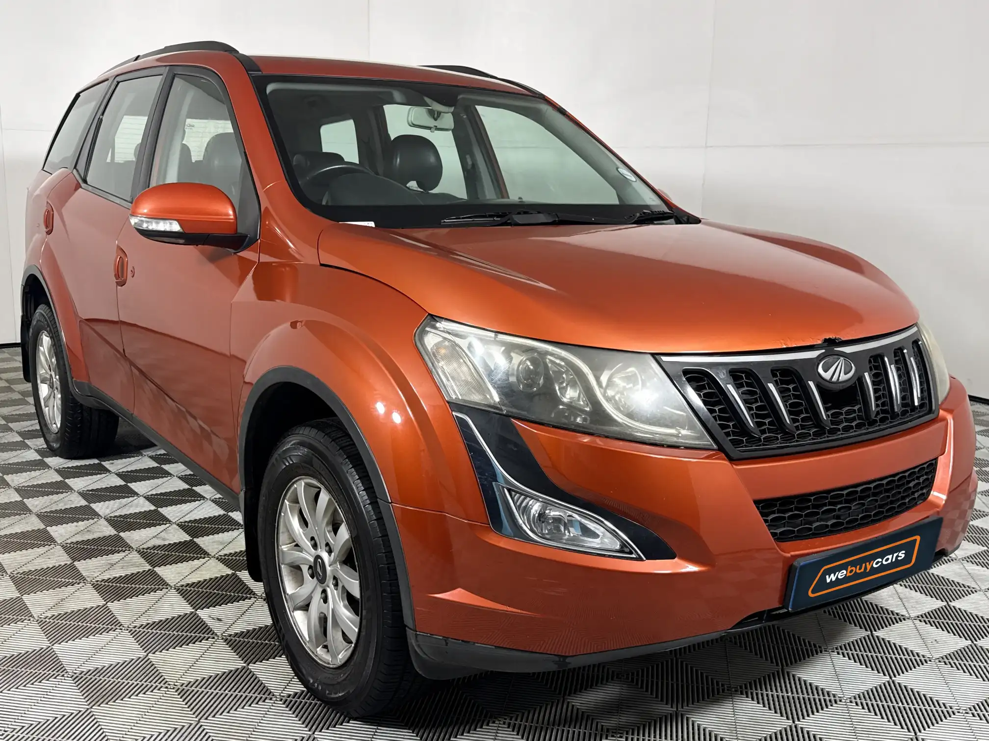 Mahindra XUV
