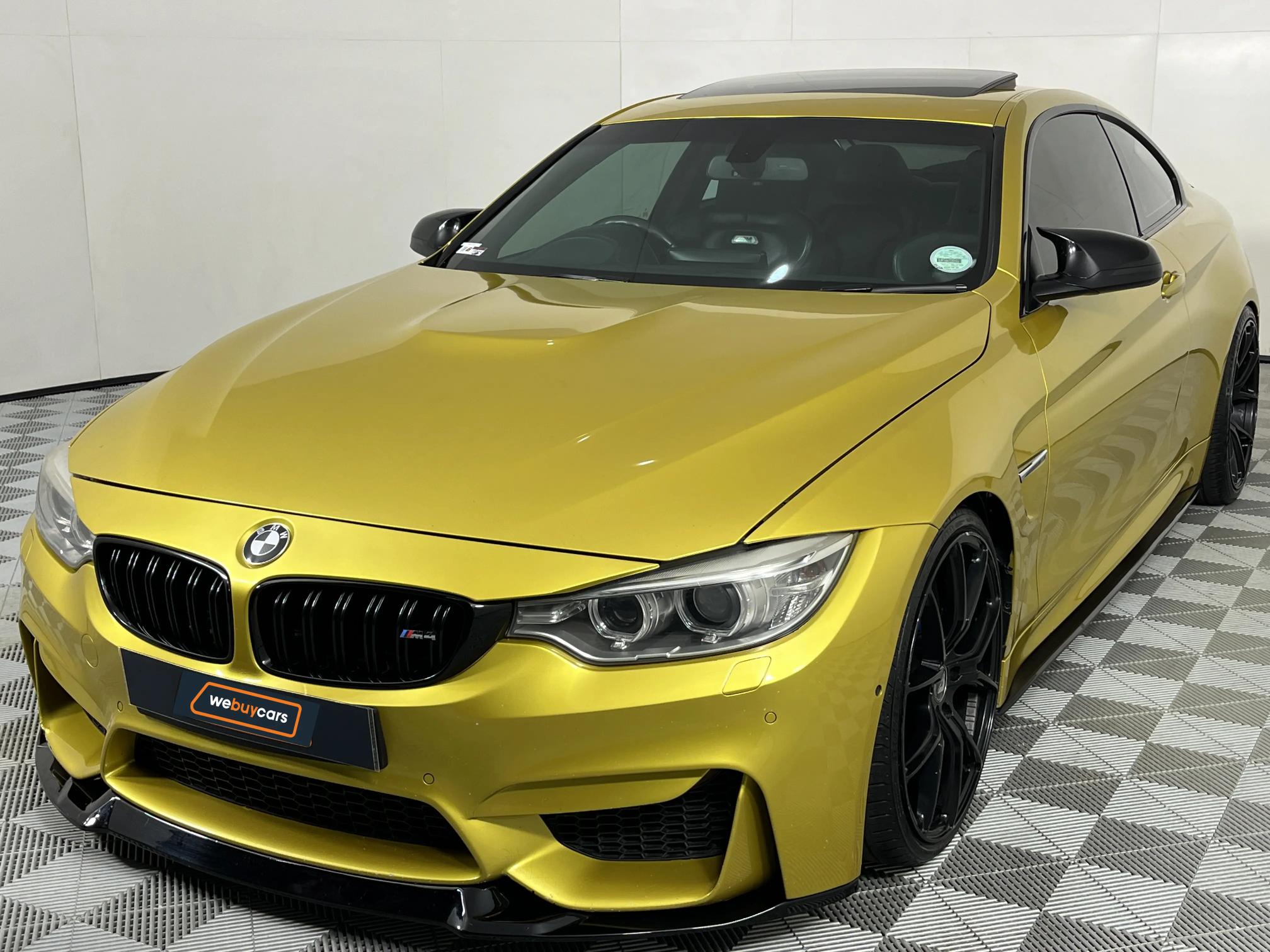 BMW M4 Coupe M-DCT