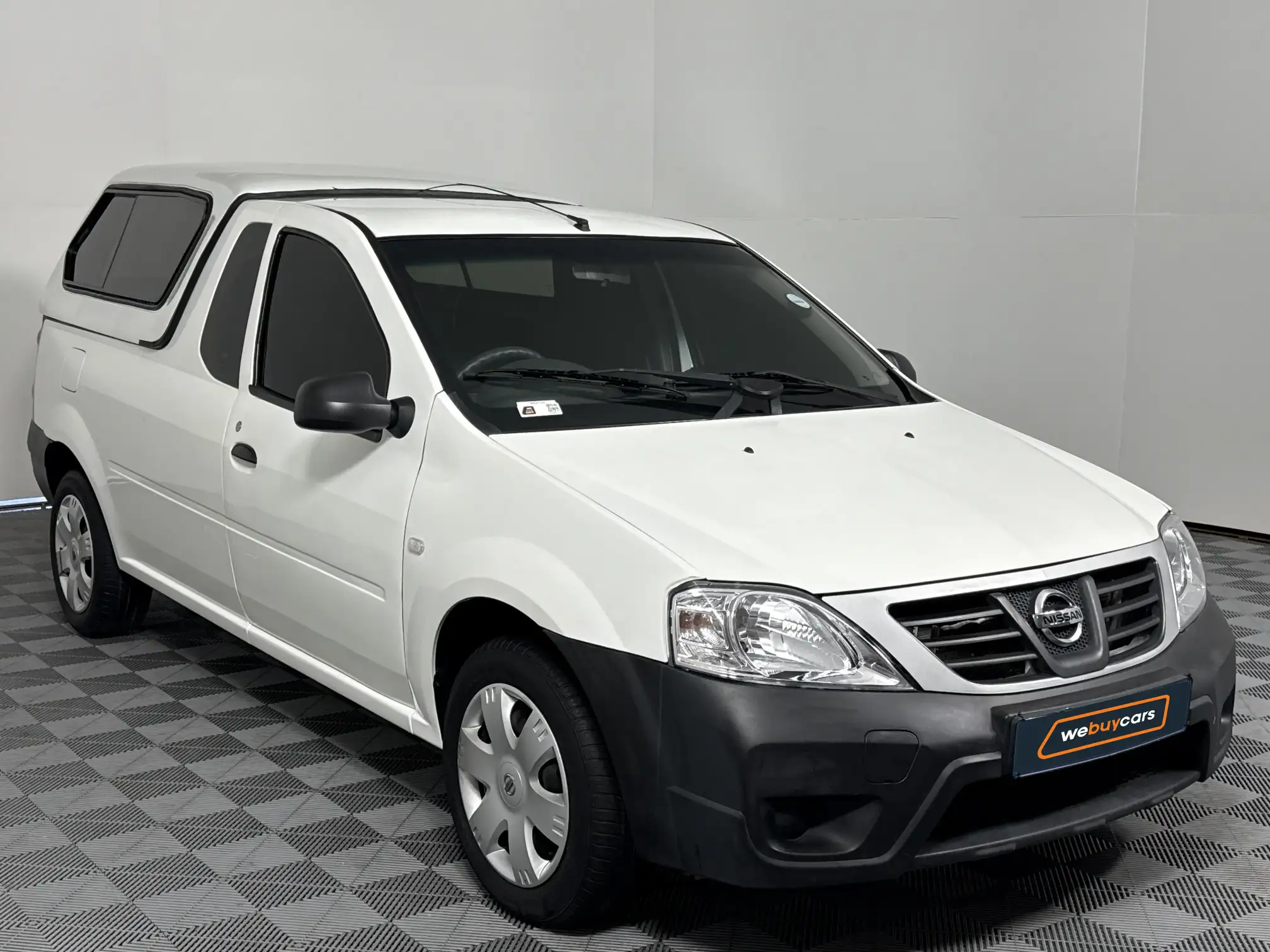 Nissan NP200