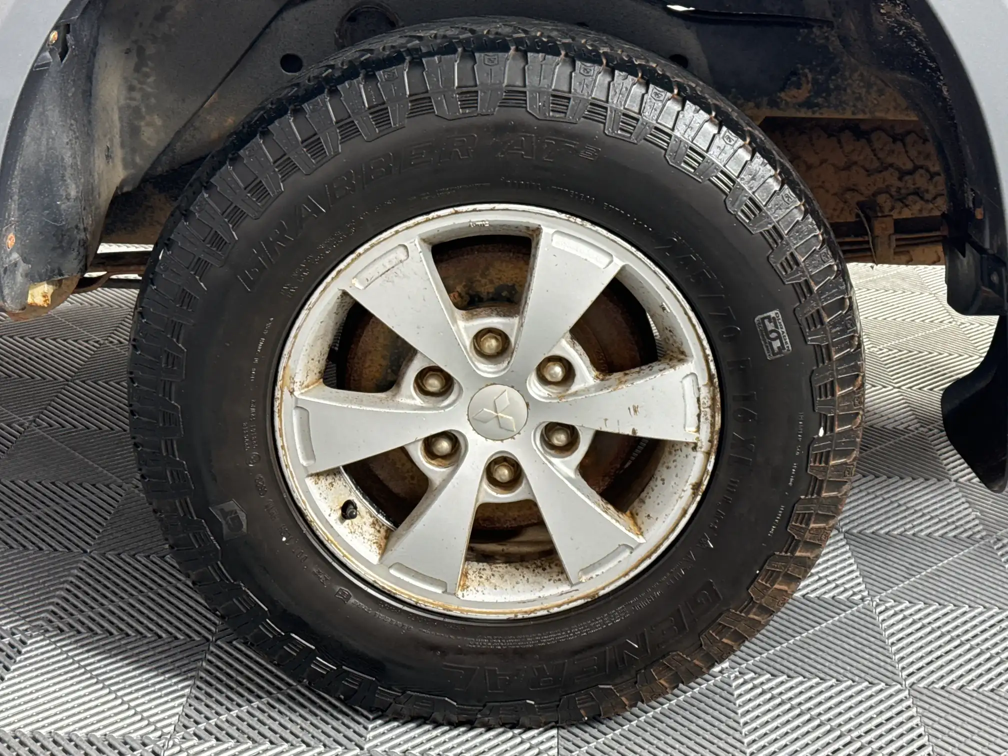 Mitsubishi Triton