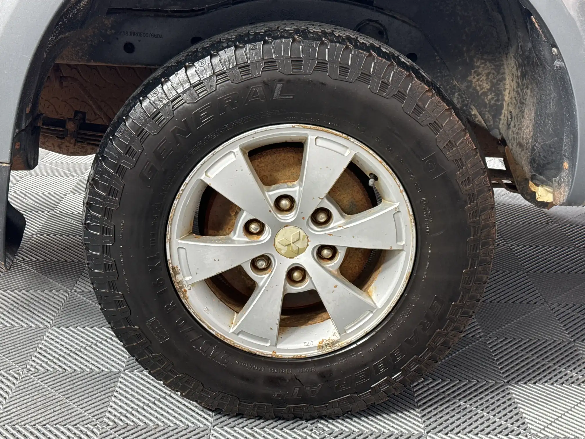 Mitsubishi Triton