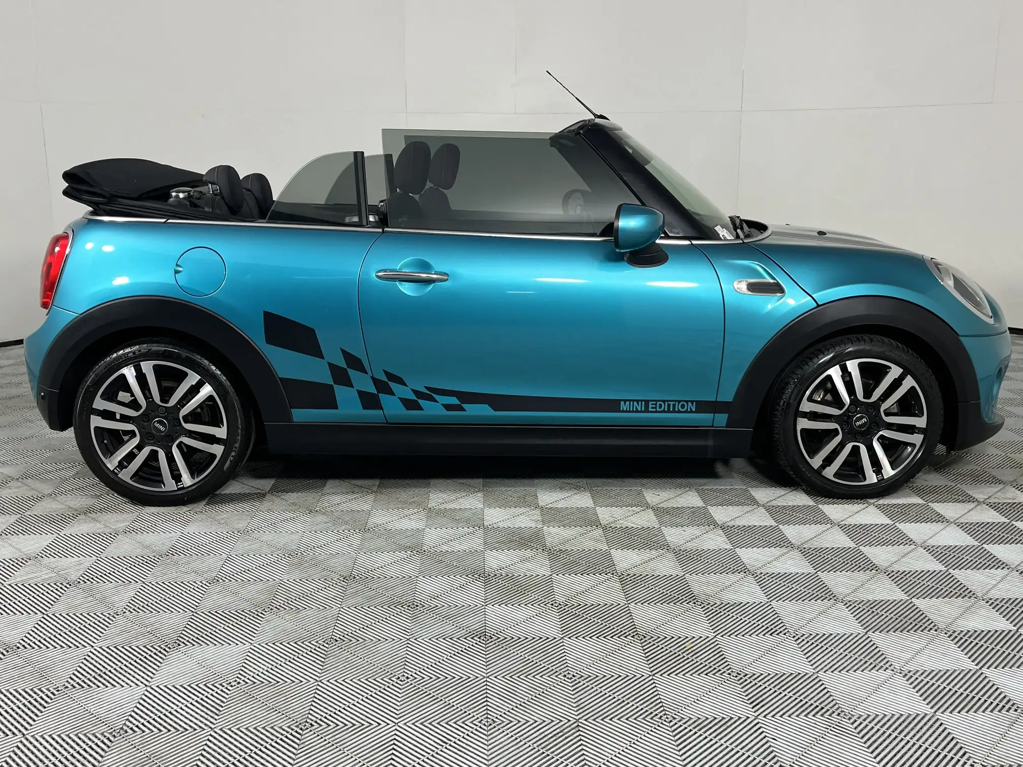 Mini Cooper Convertible