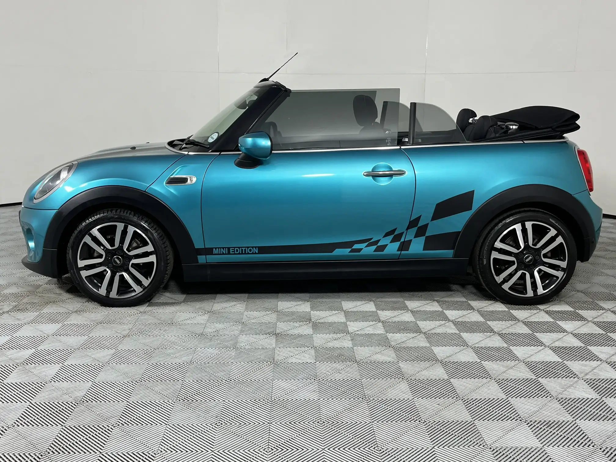 Mini Cooper Convertible