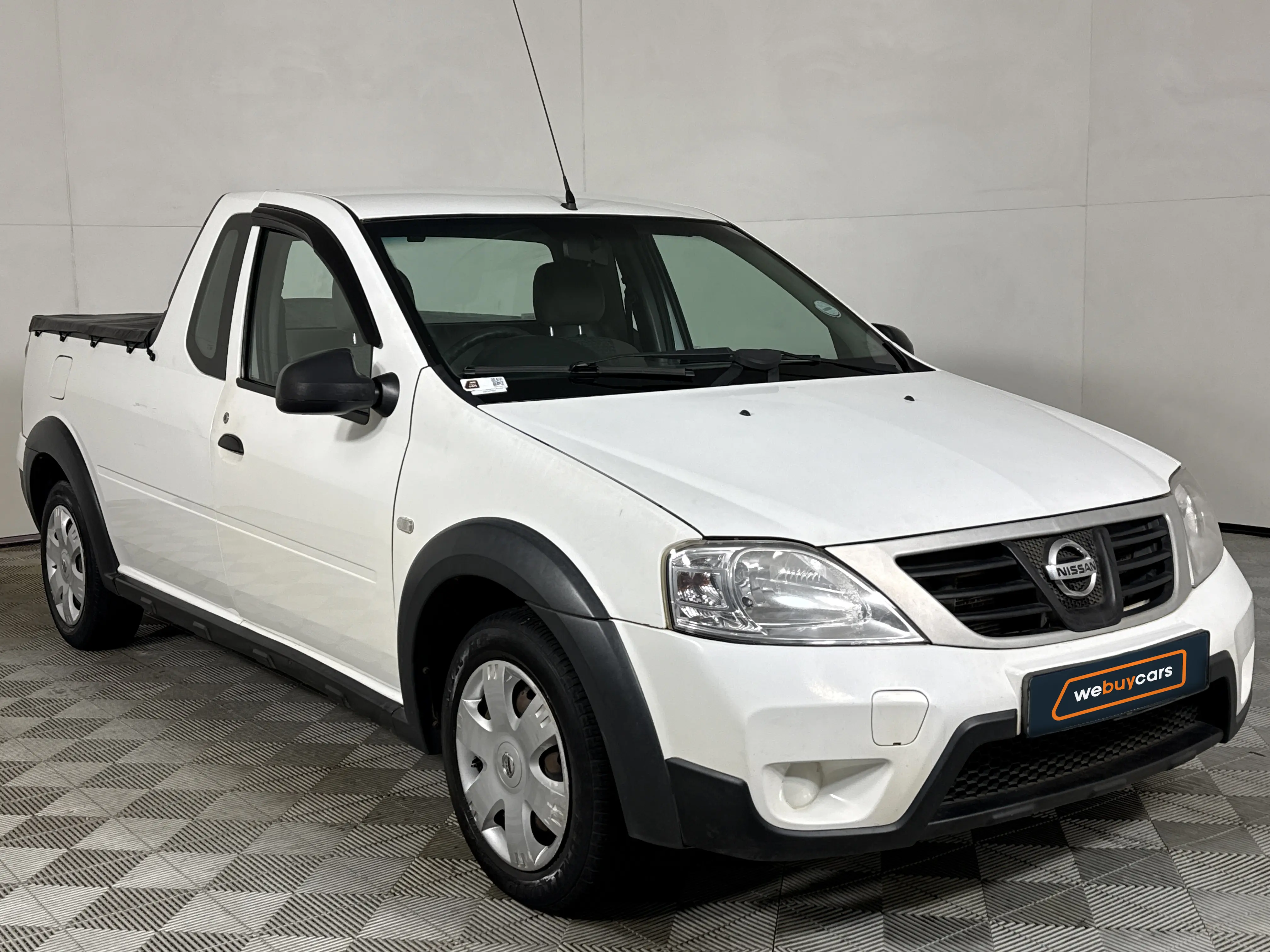 2015 Nissan NP200 1.6 S (dual Airbags) Pick Up Single Cab, photo 3