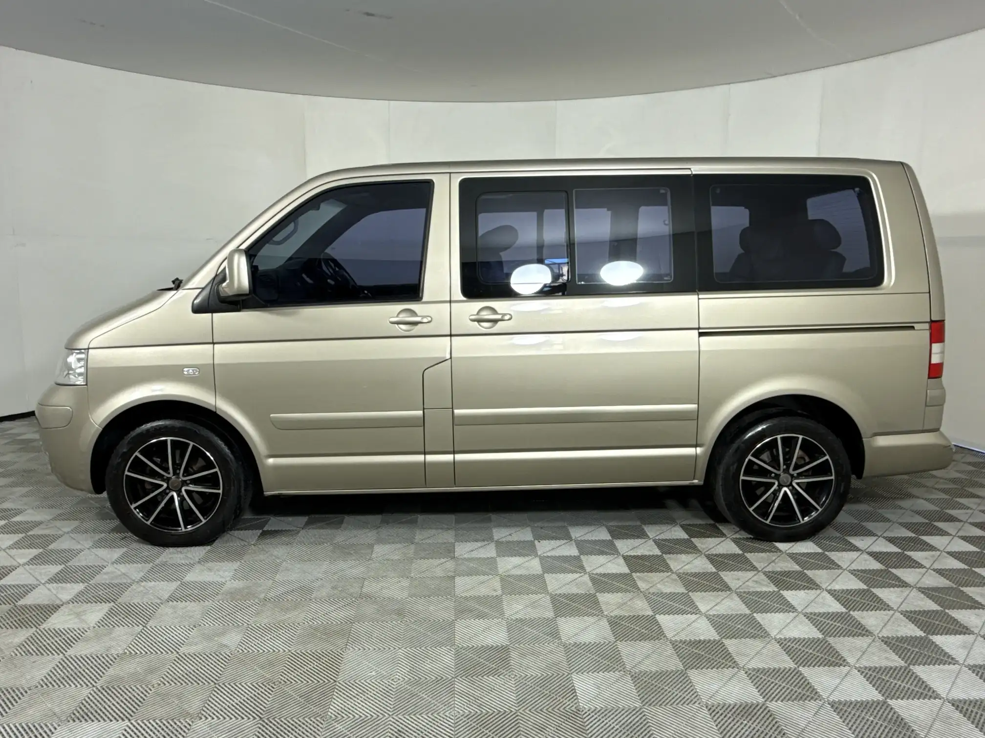 Volkswagen T5