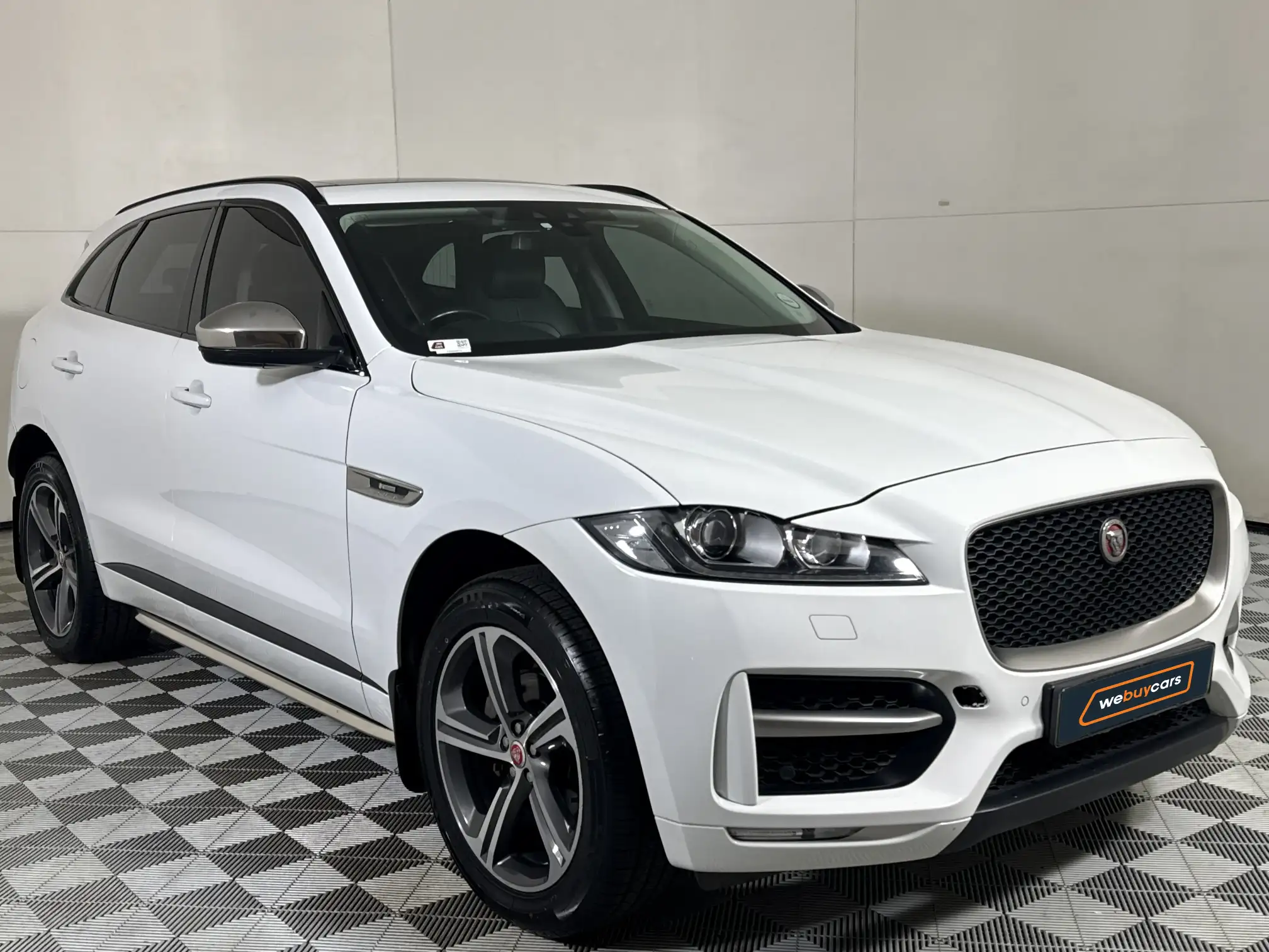 Jaguar F-Pace