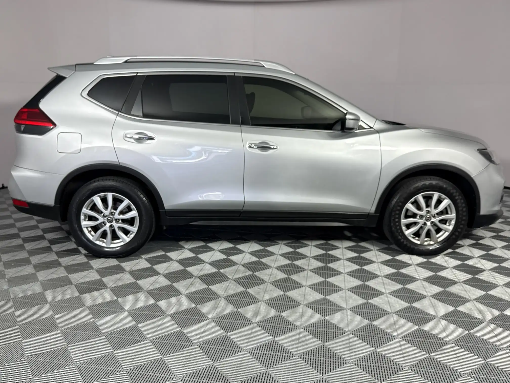Nissan X Trail