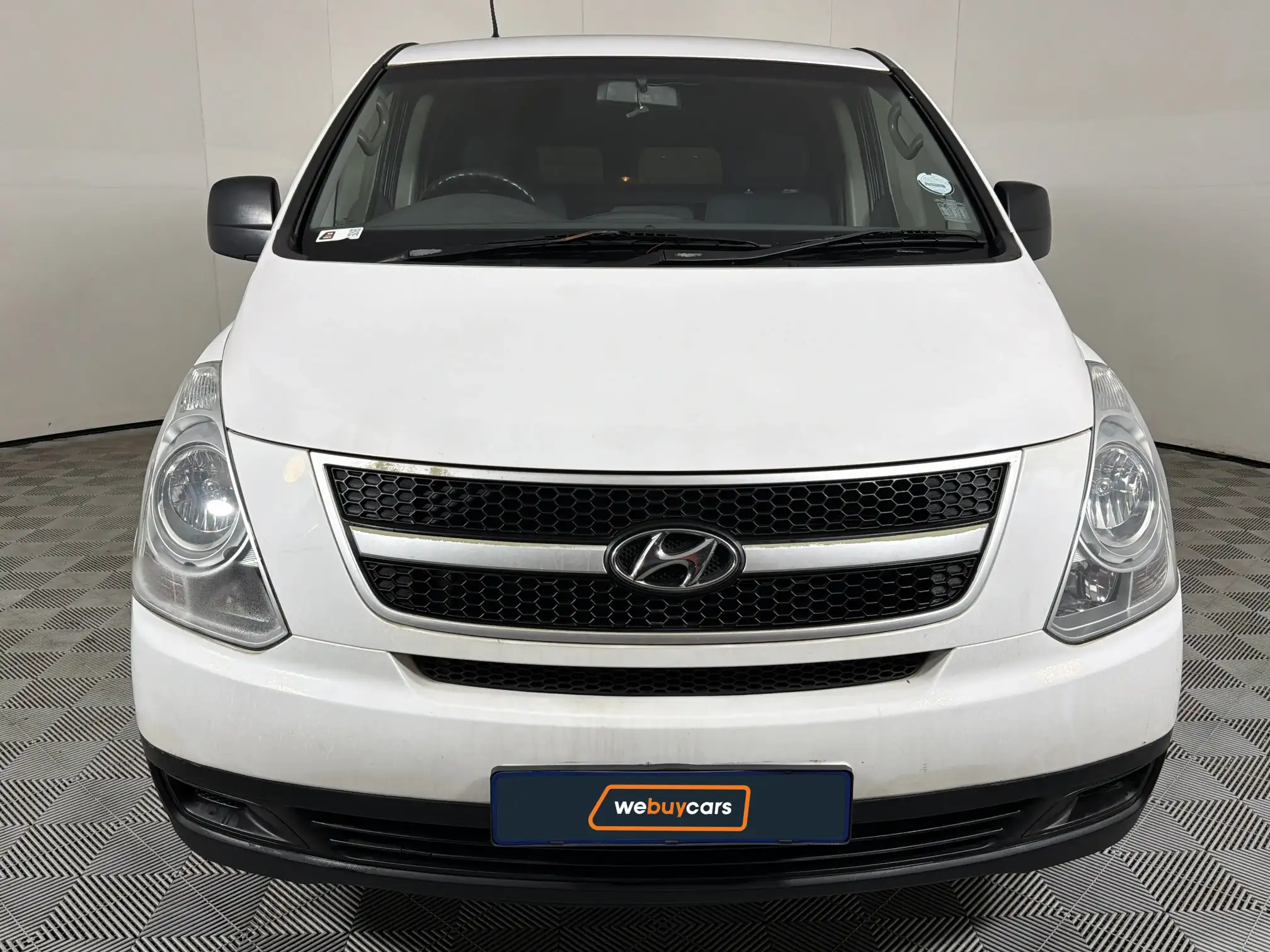 Hyundai H-1