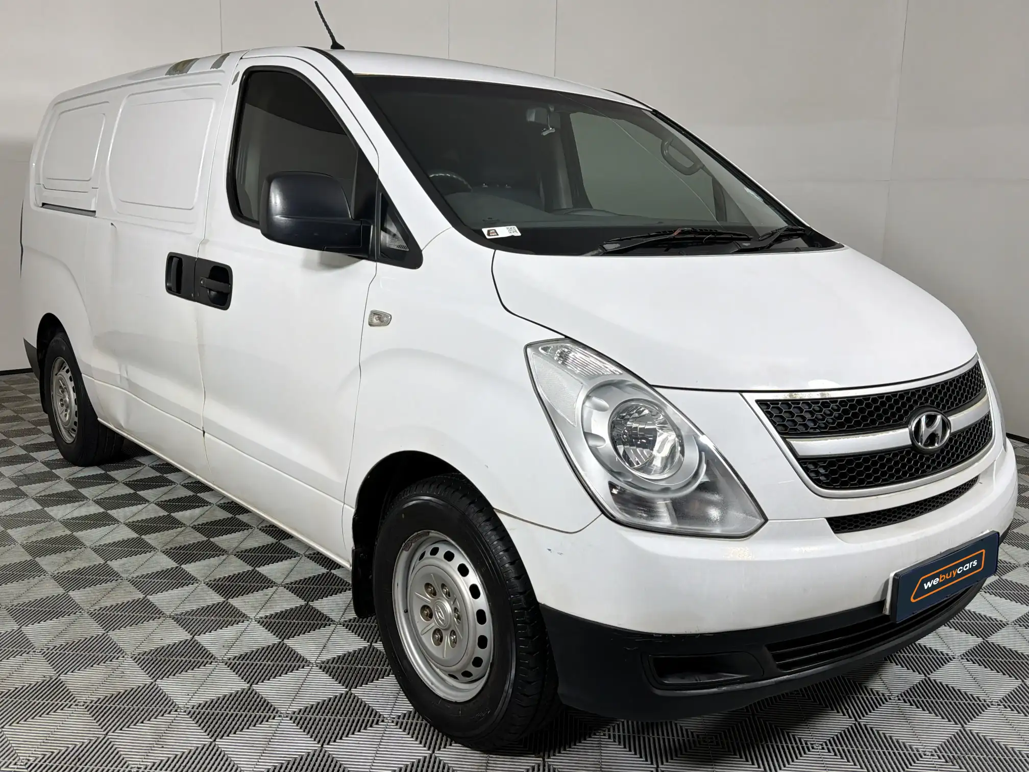 Hyundai H-1