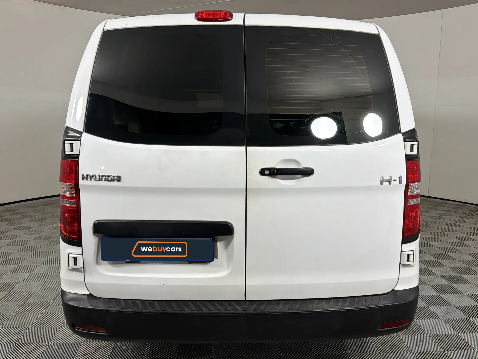 Hyundai H-1