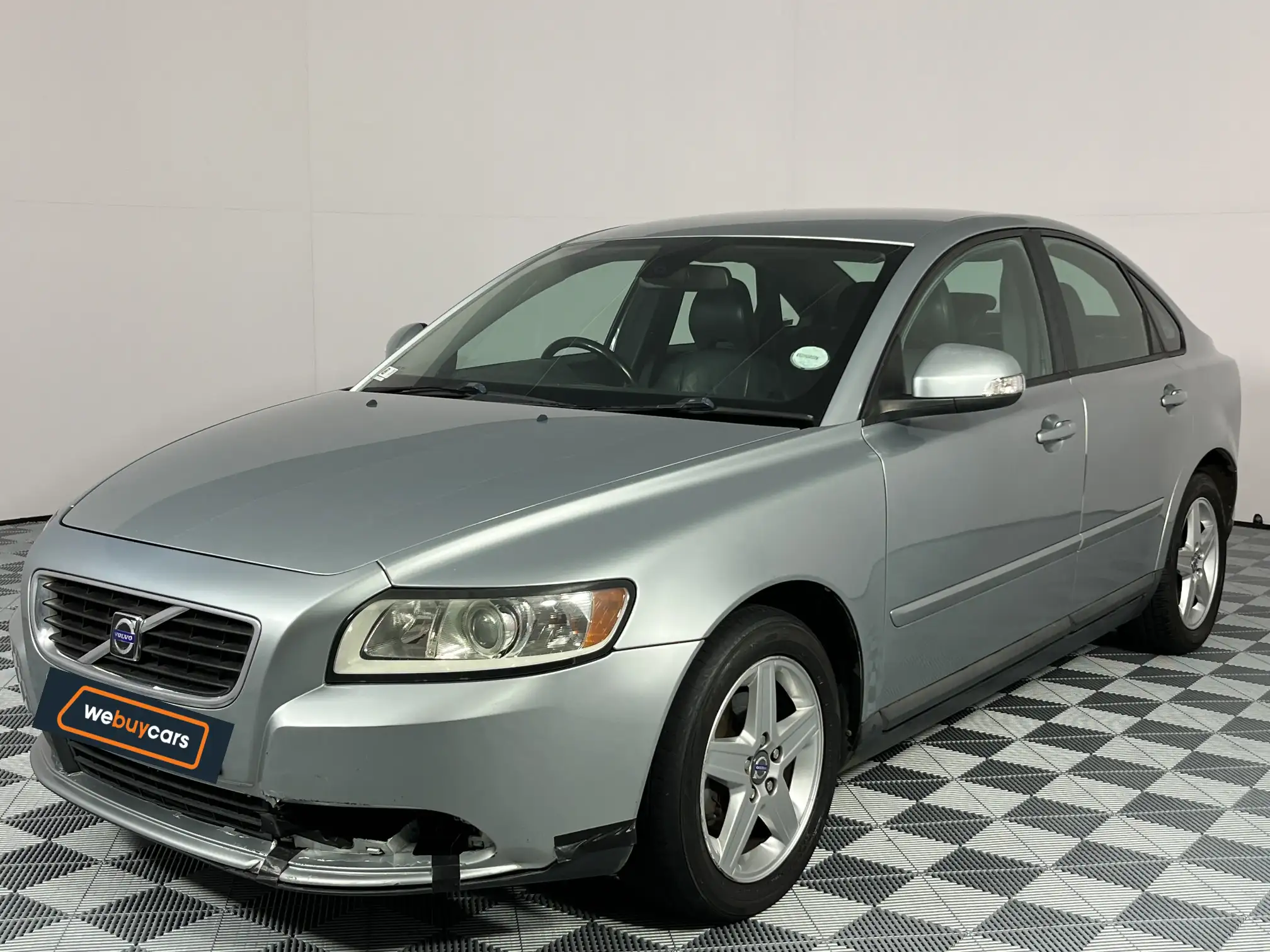 Volvo S40
