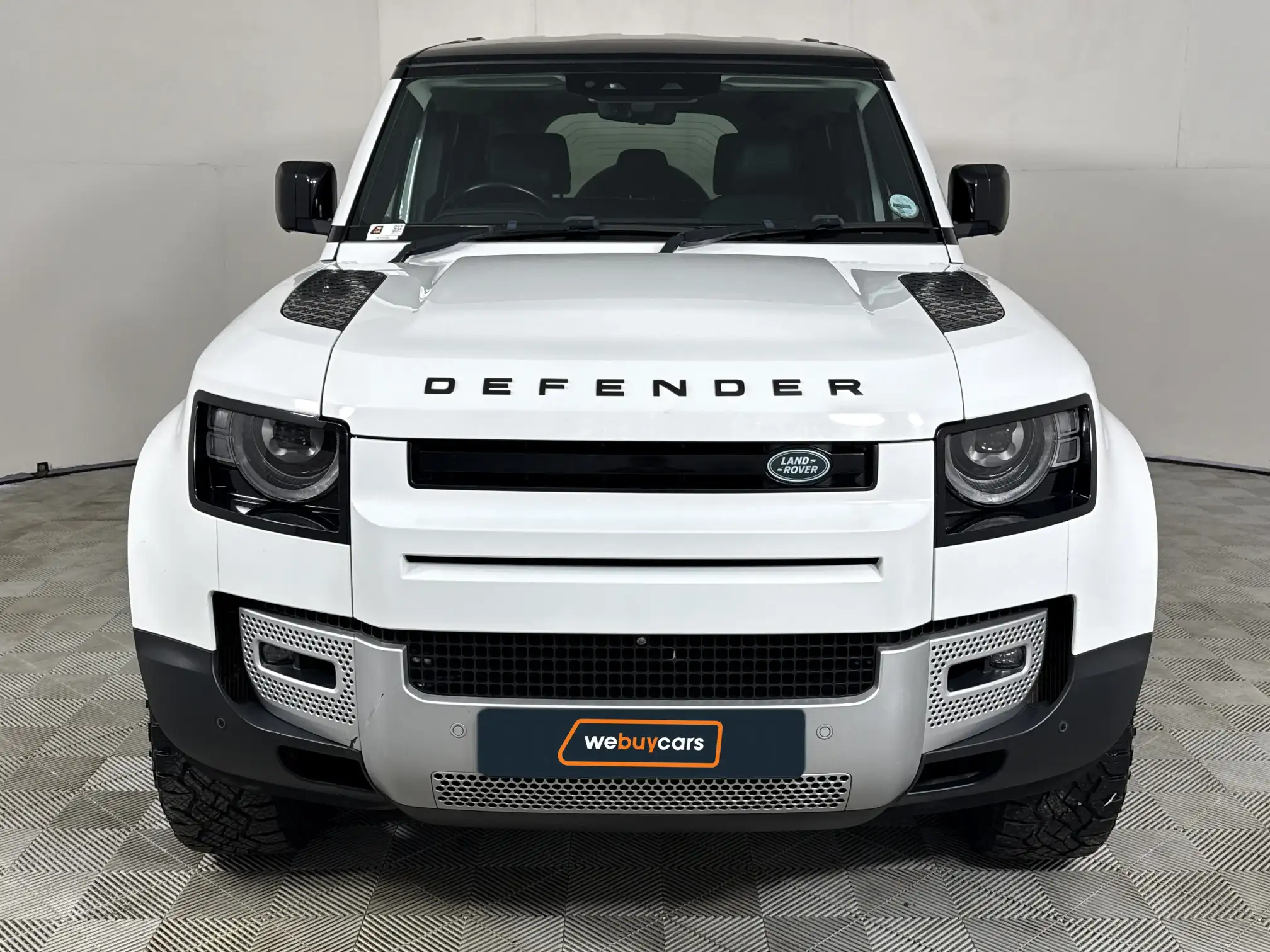 Land Rover Defender 110