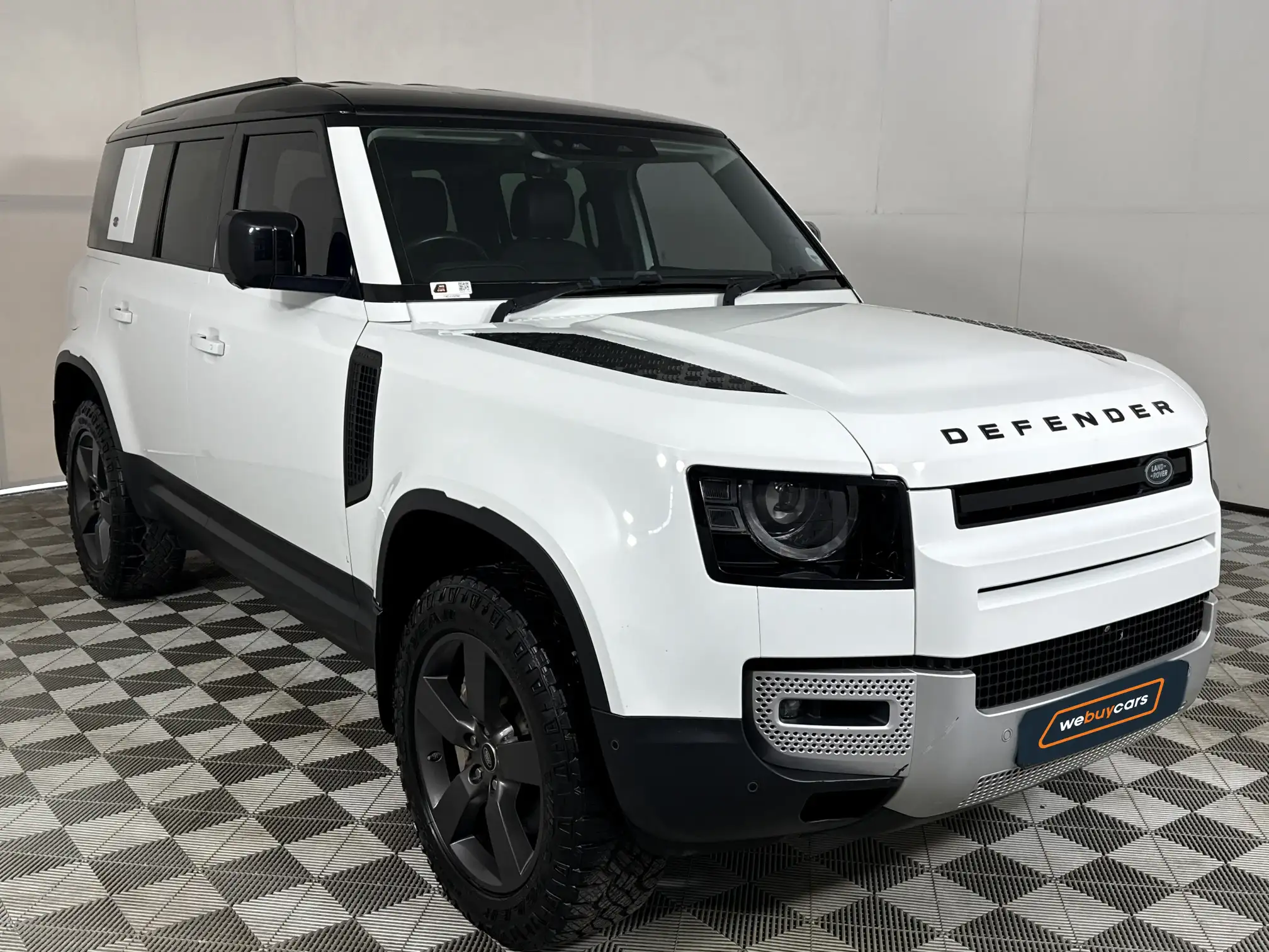 Land Rover Defender 110