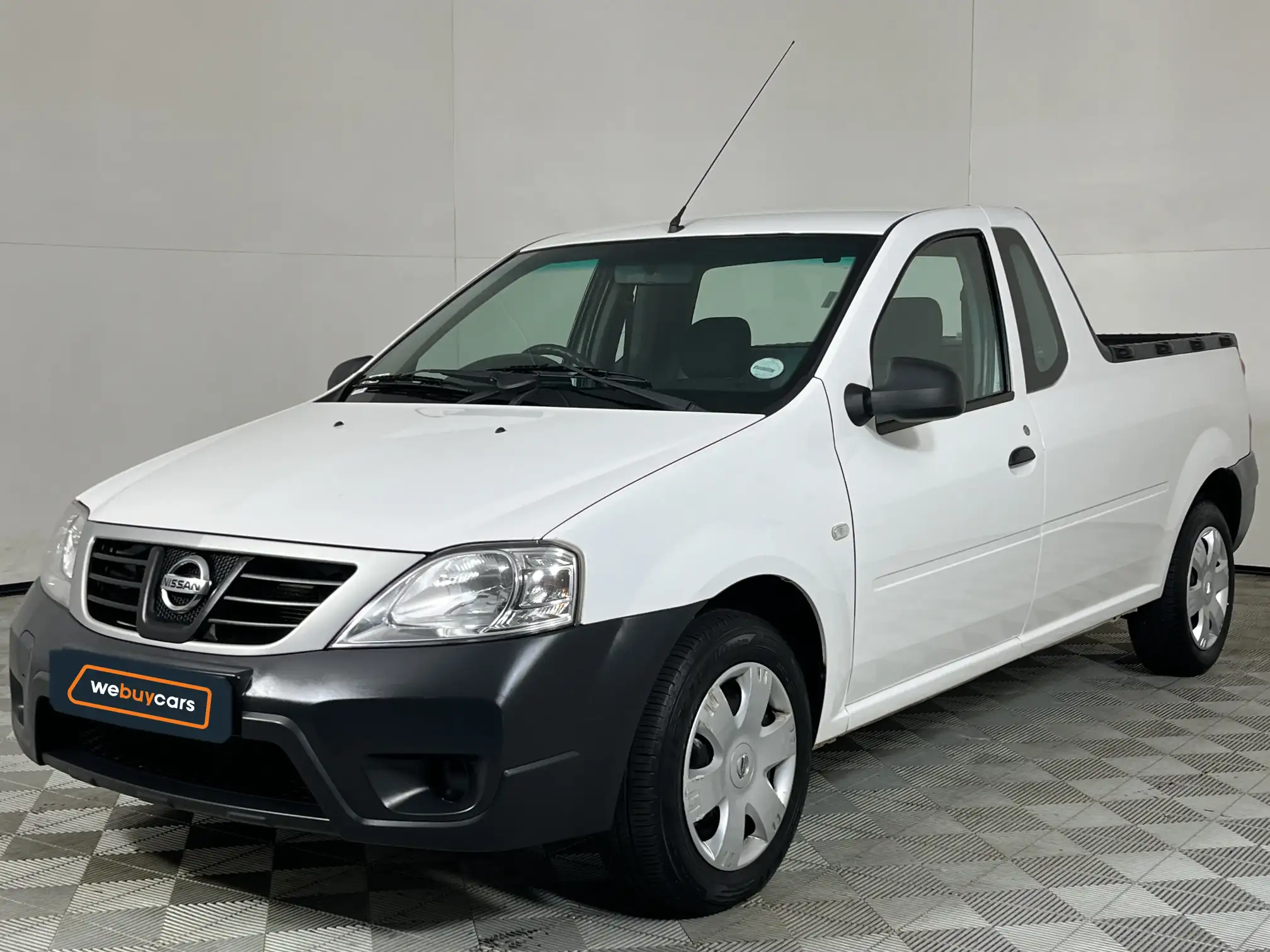 2022 Nissan NP200