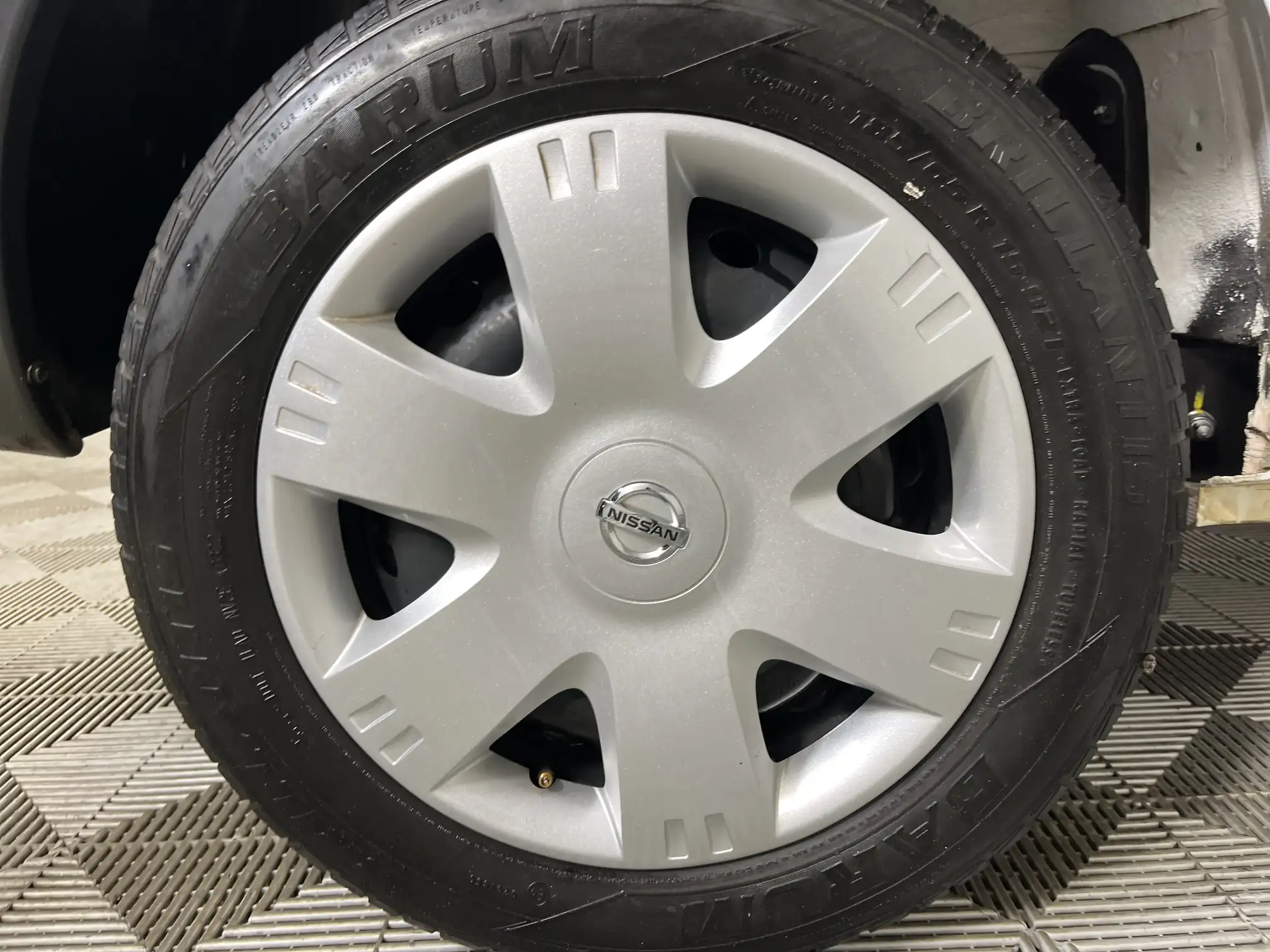 Nissan NP200