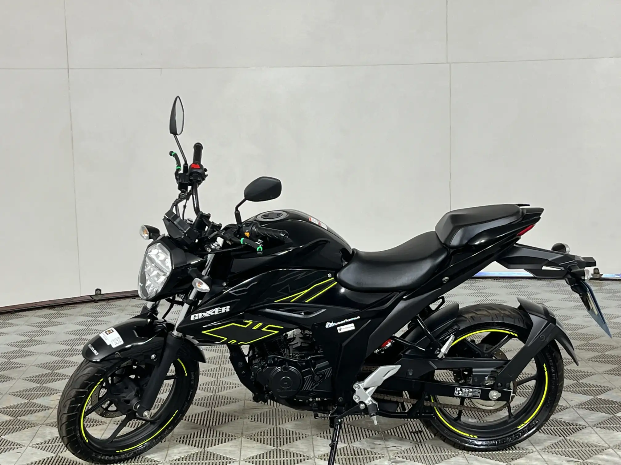 Suzuki GSX