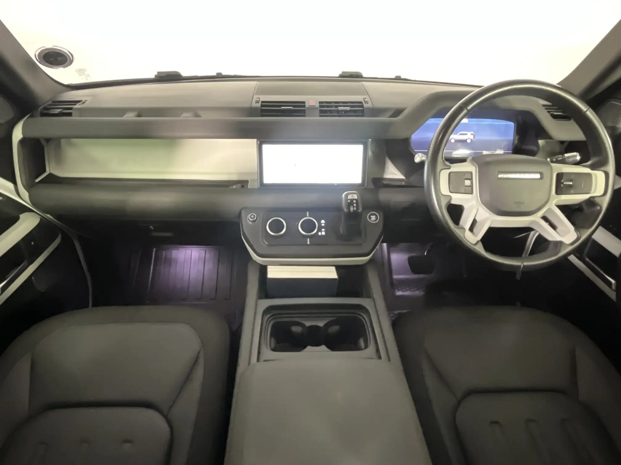 Land Rover Defender 110