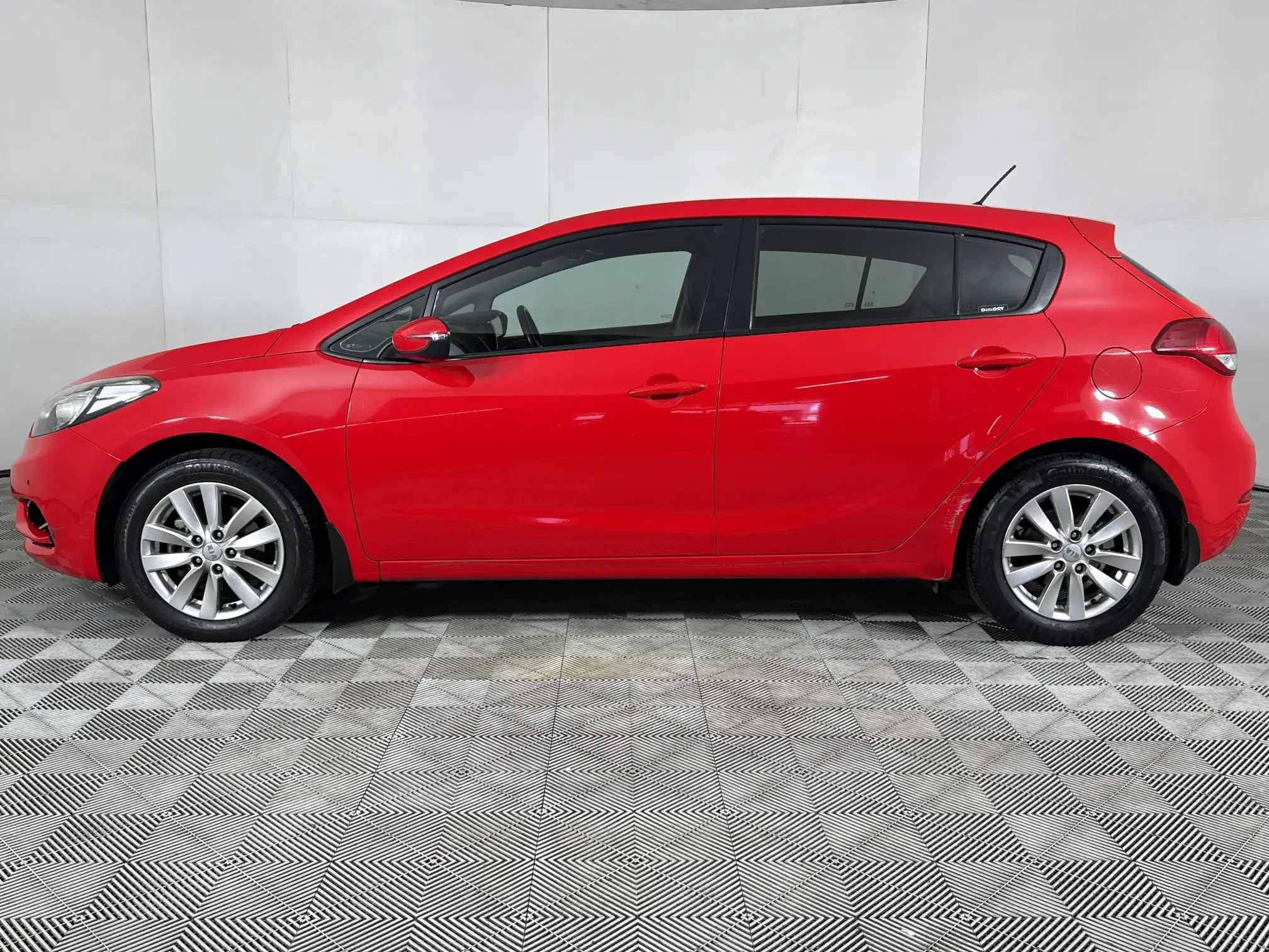 KIA Cerato