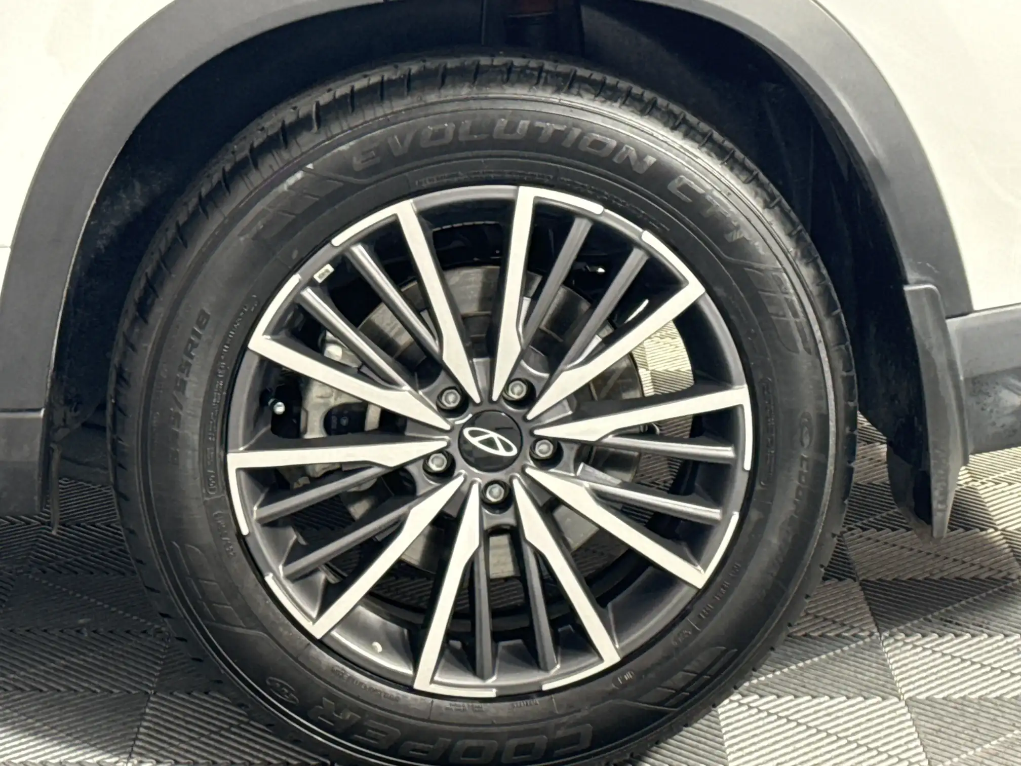 Chery Tiggo 8 PRO