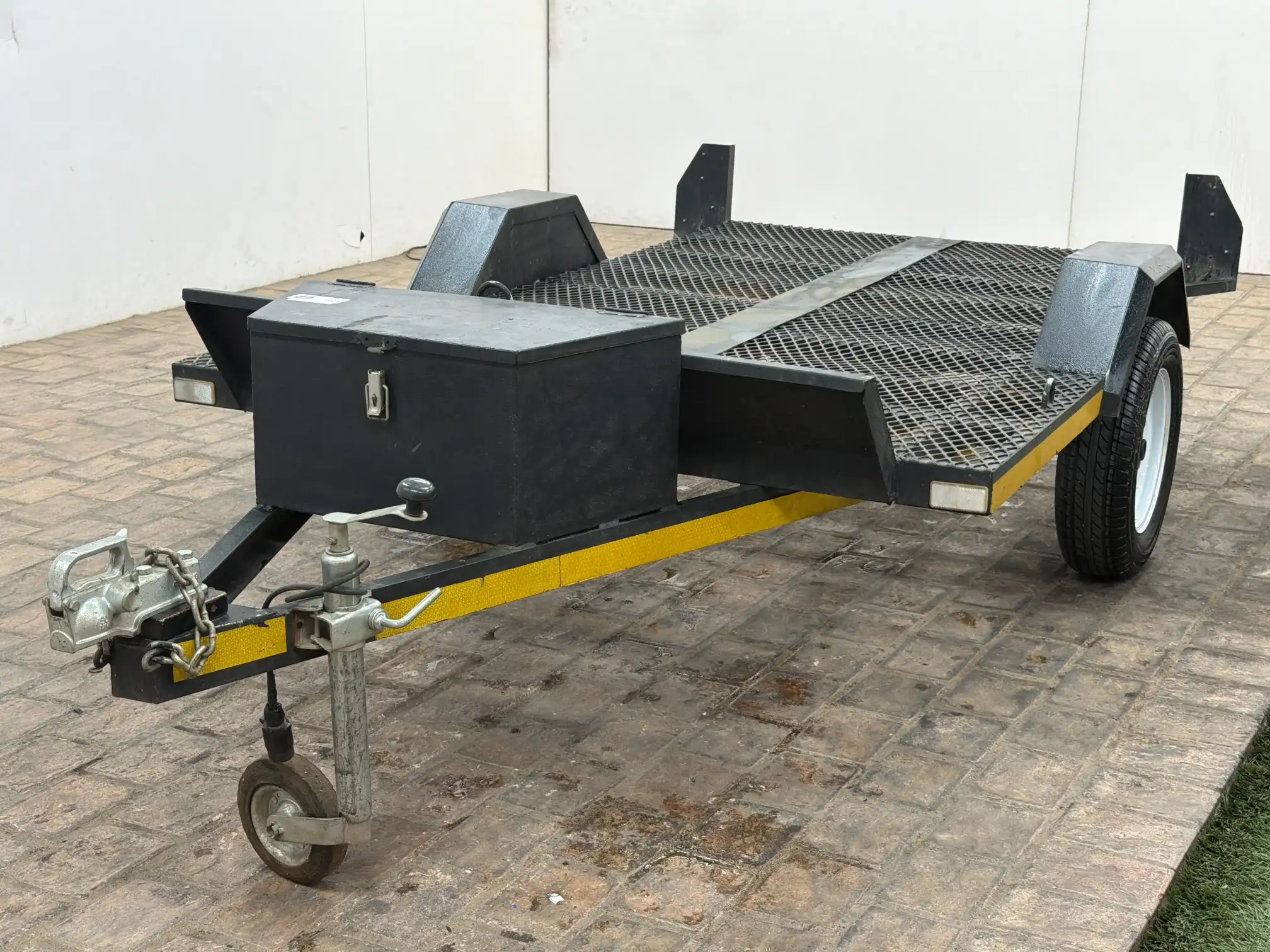 2013 Custom Flatbed