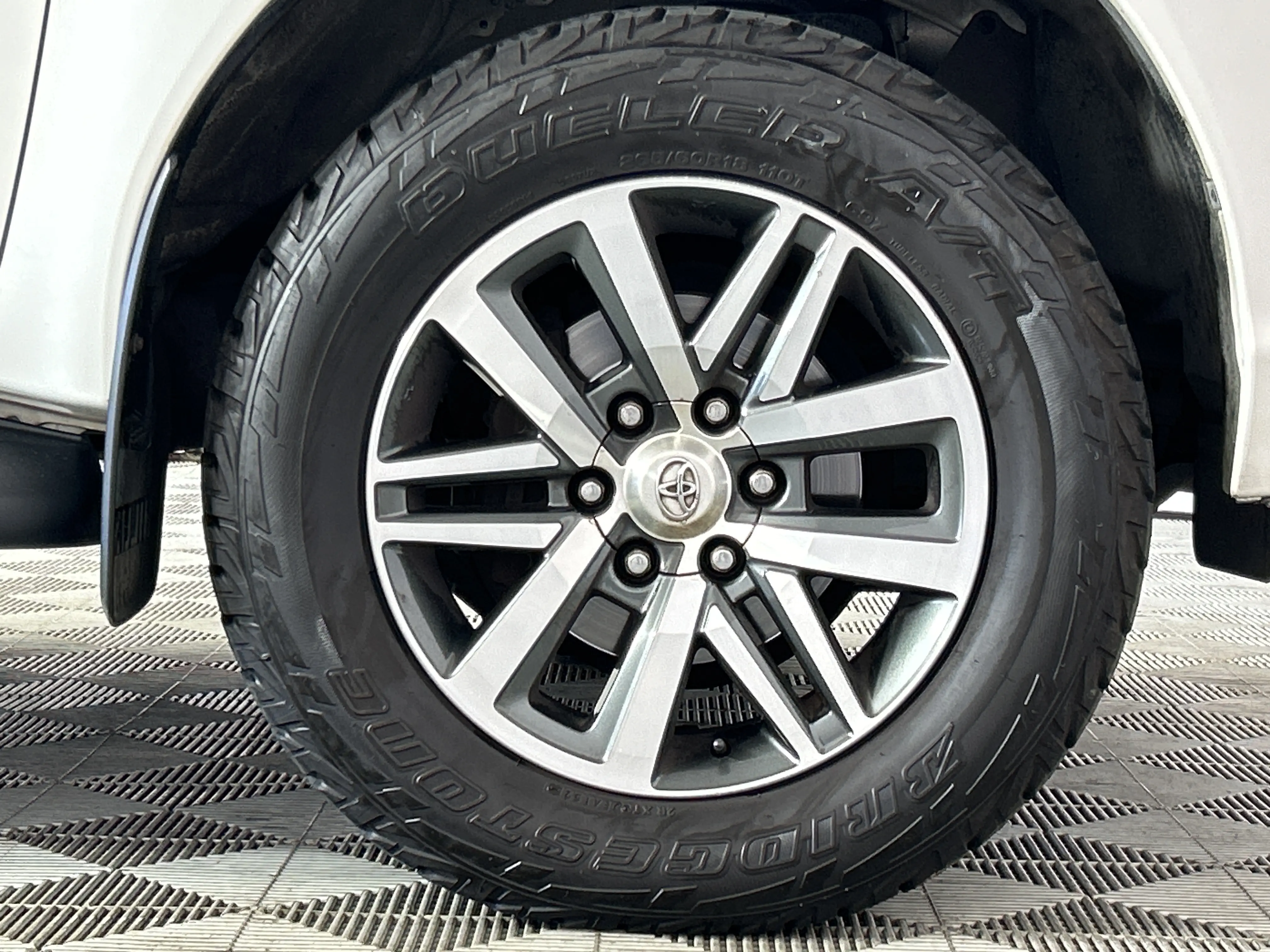 2019 Toyota Hilux 2.8 Gd-6 RB Raider Pick Up E/cab, photo 5