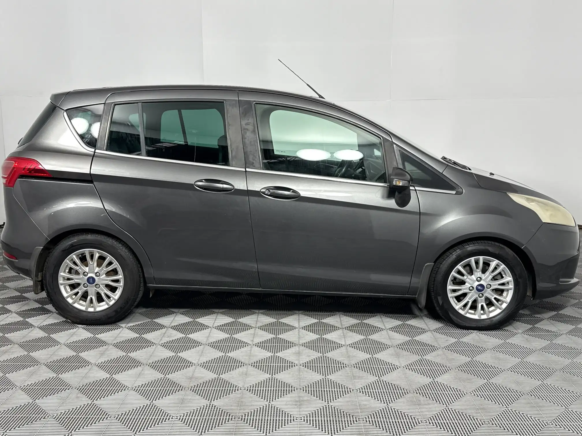 Ford B-MAX