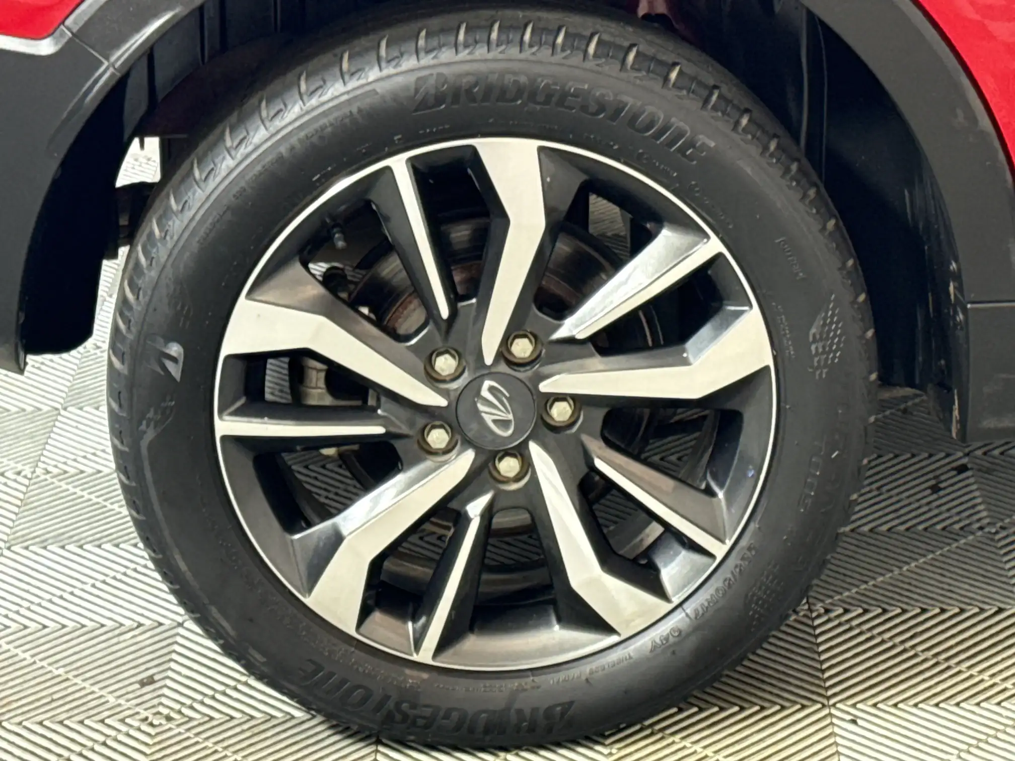 Mahindra Xuv300