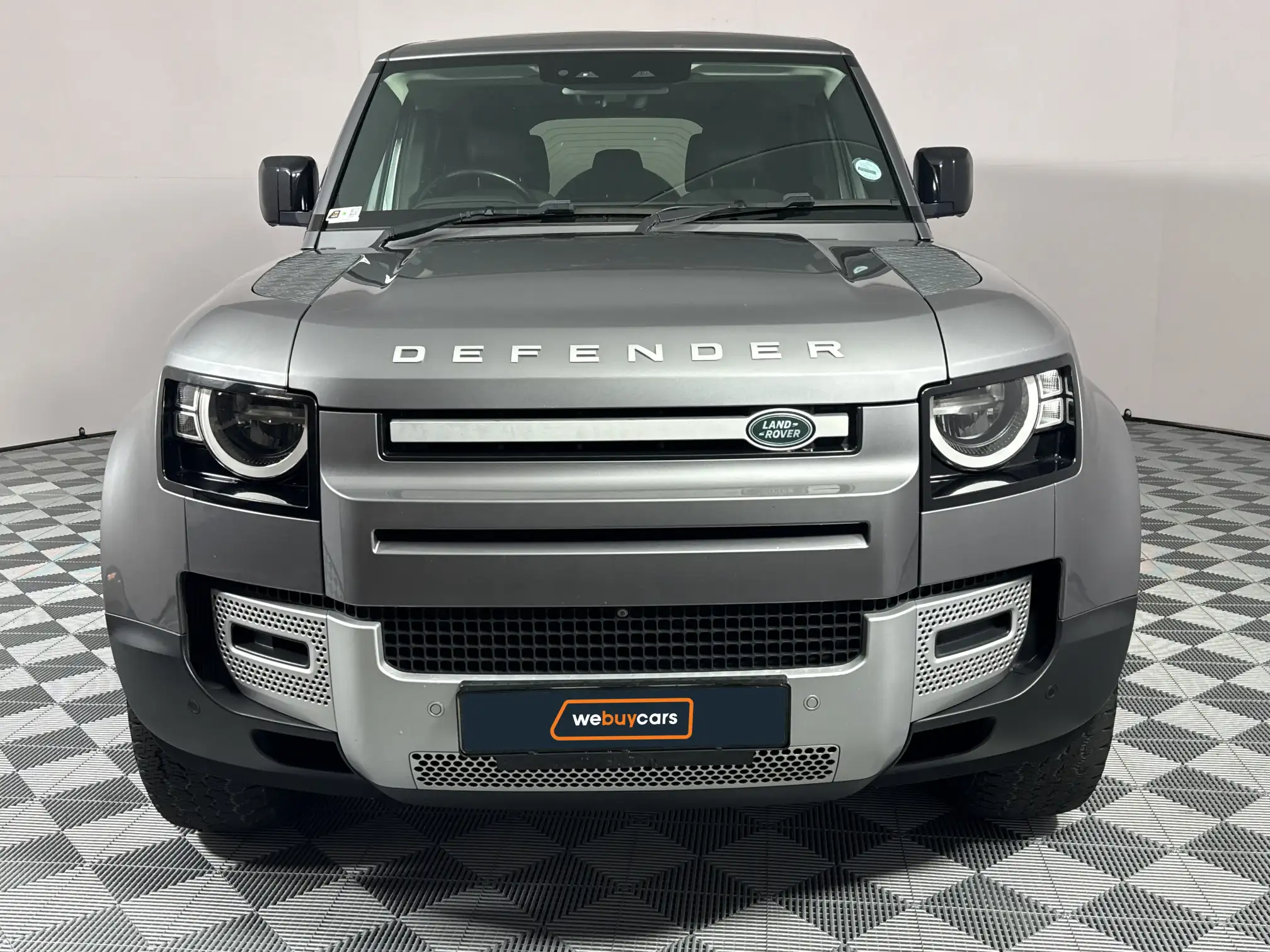 Land Rover Defender 110
