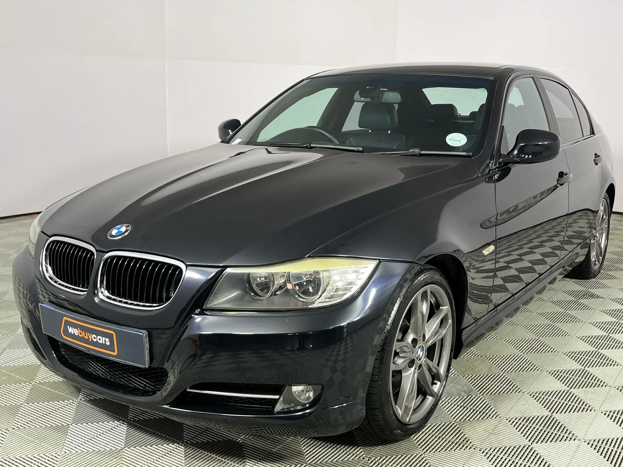 2009 BMW 3 Series 335i Individual (E90)