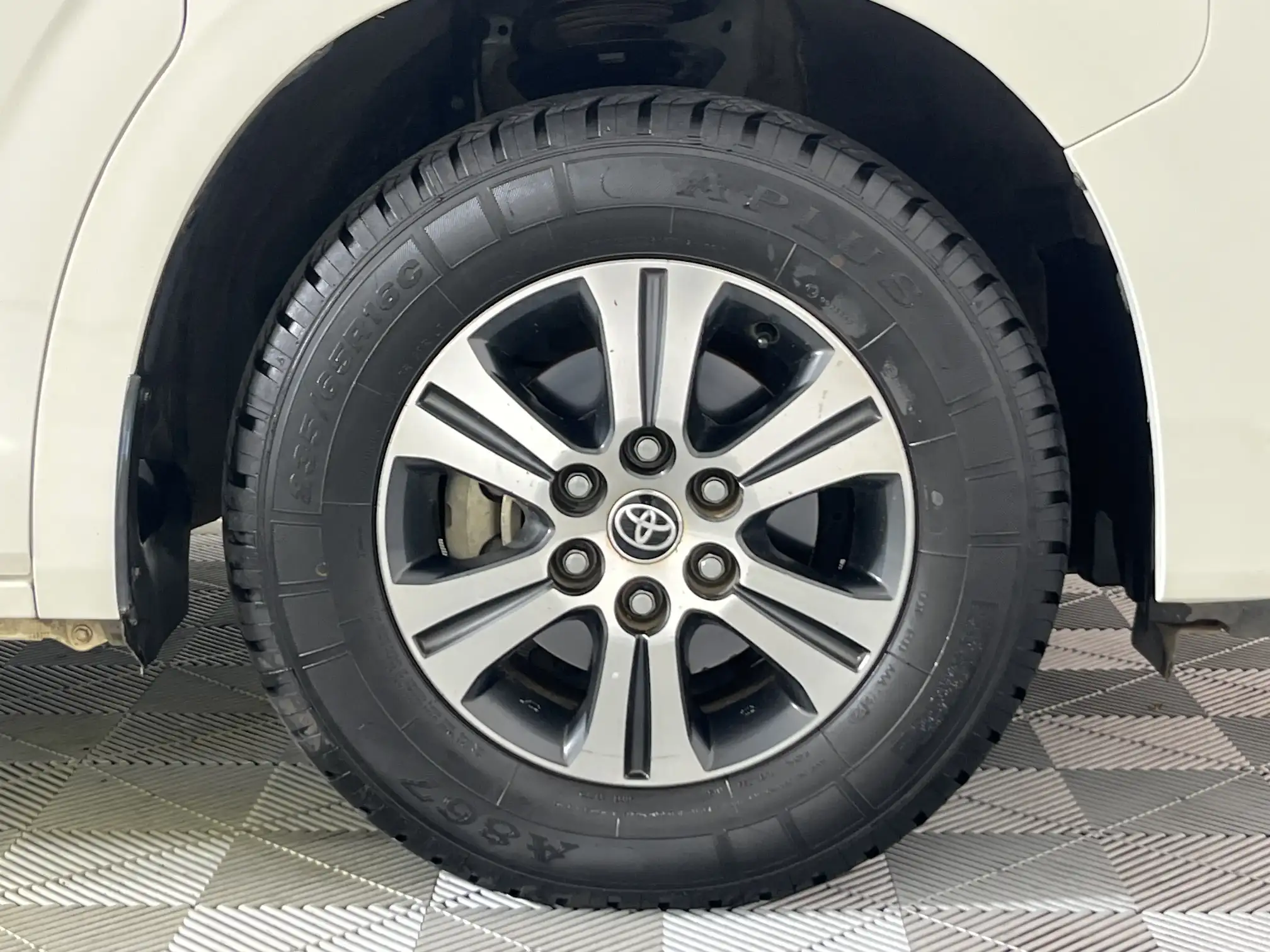 Toyota Quantum