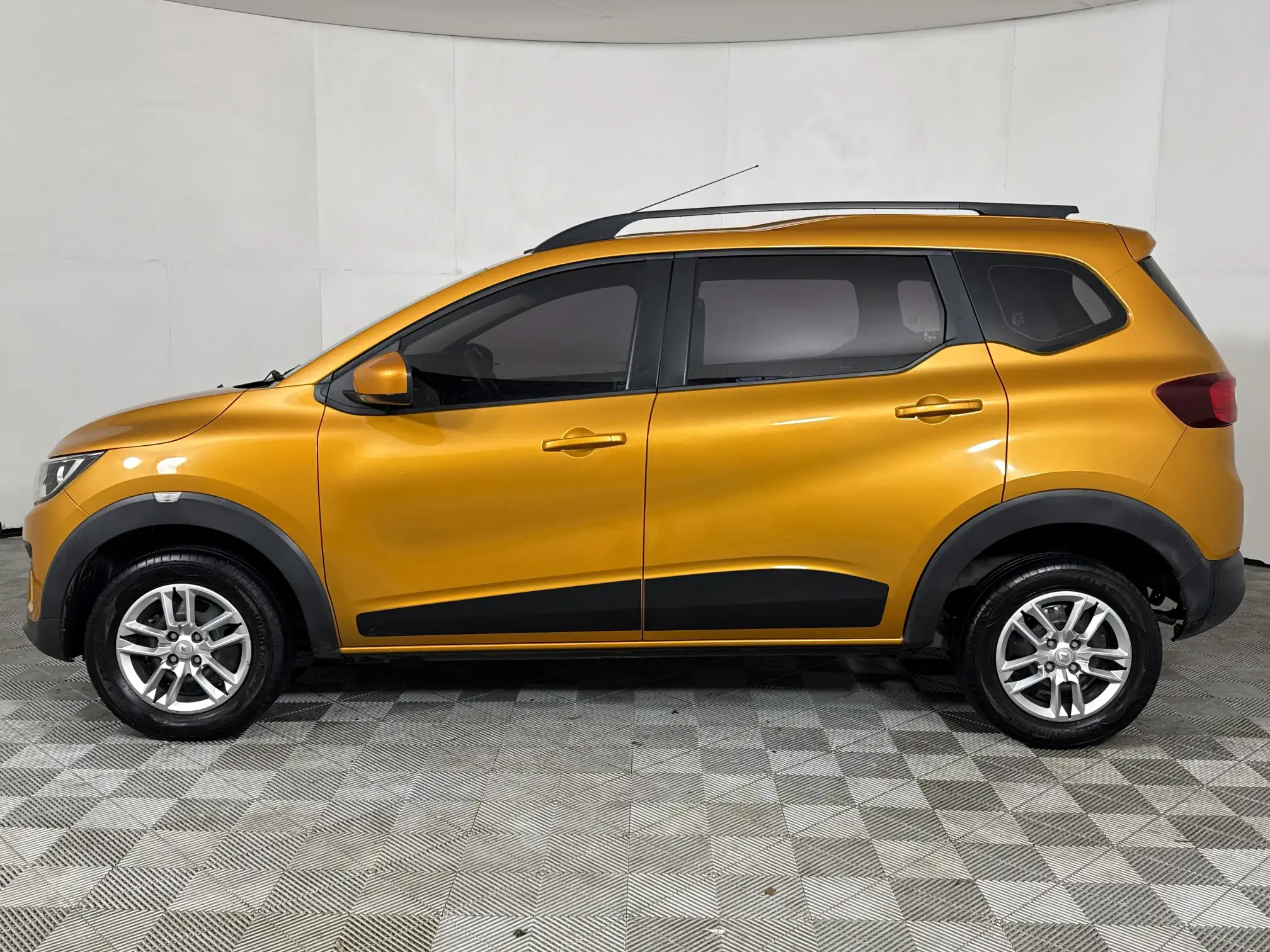 Renault Triber