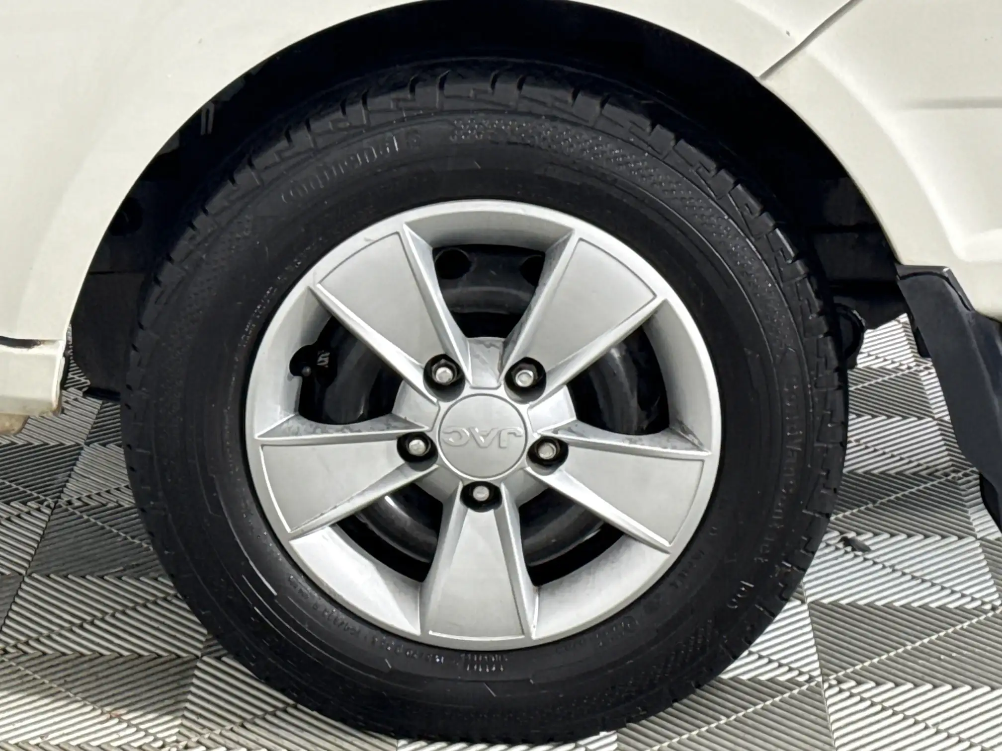 JAC X200